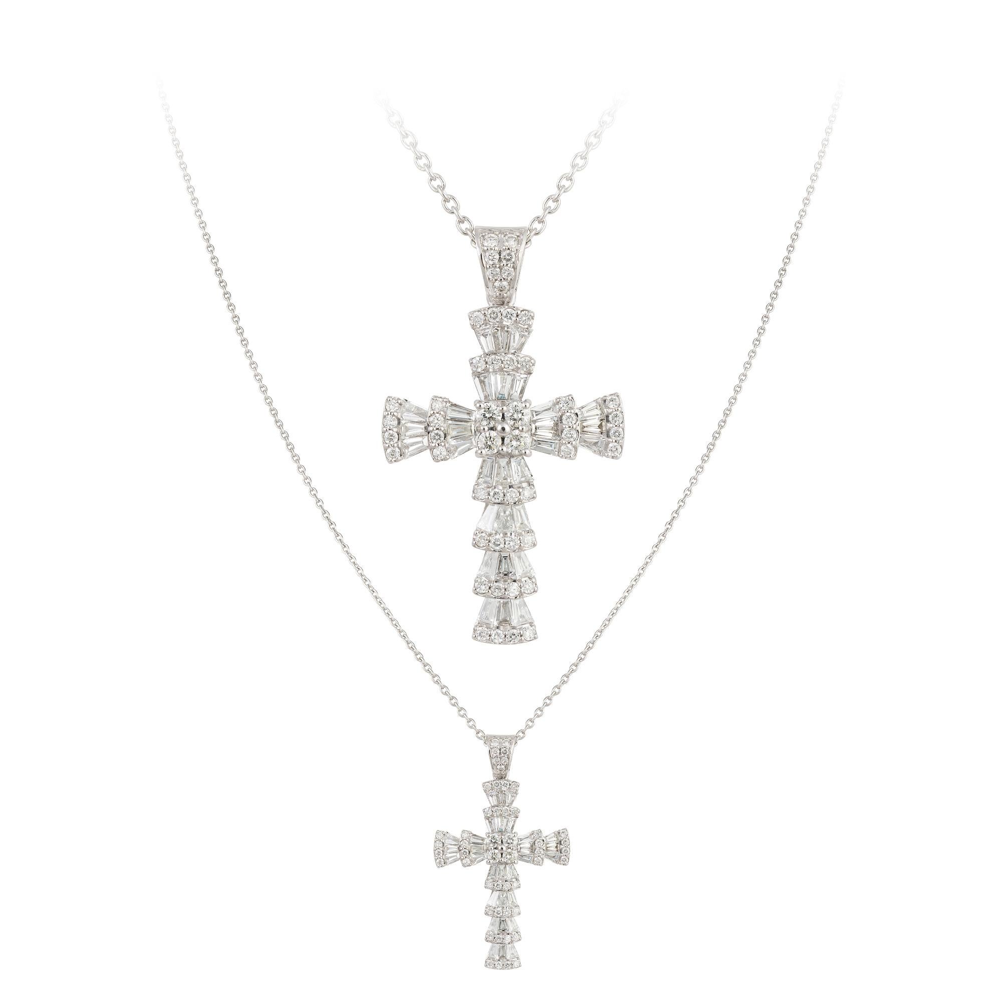 Kreuz Weißgold 18K Halskette Diamant für Sie (Moderne) im Angebot