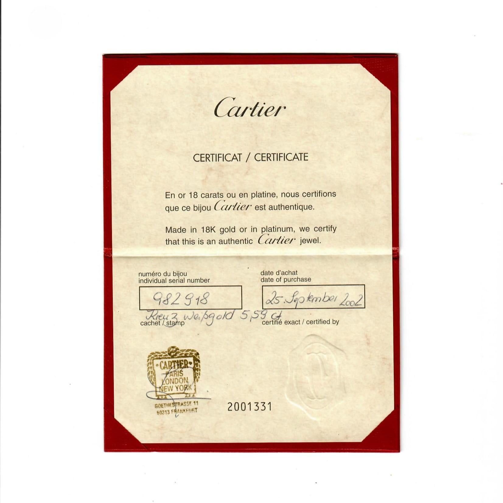 Croce con diamanti in oro bianco 18 carati di Cartier In condizioni ottime in vendita a Lucerne, CH