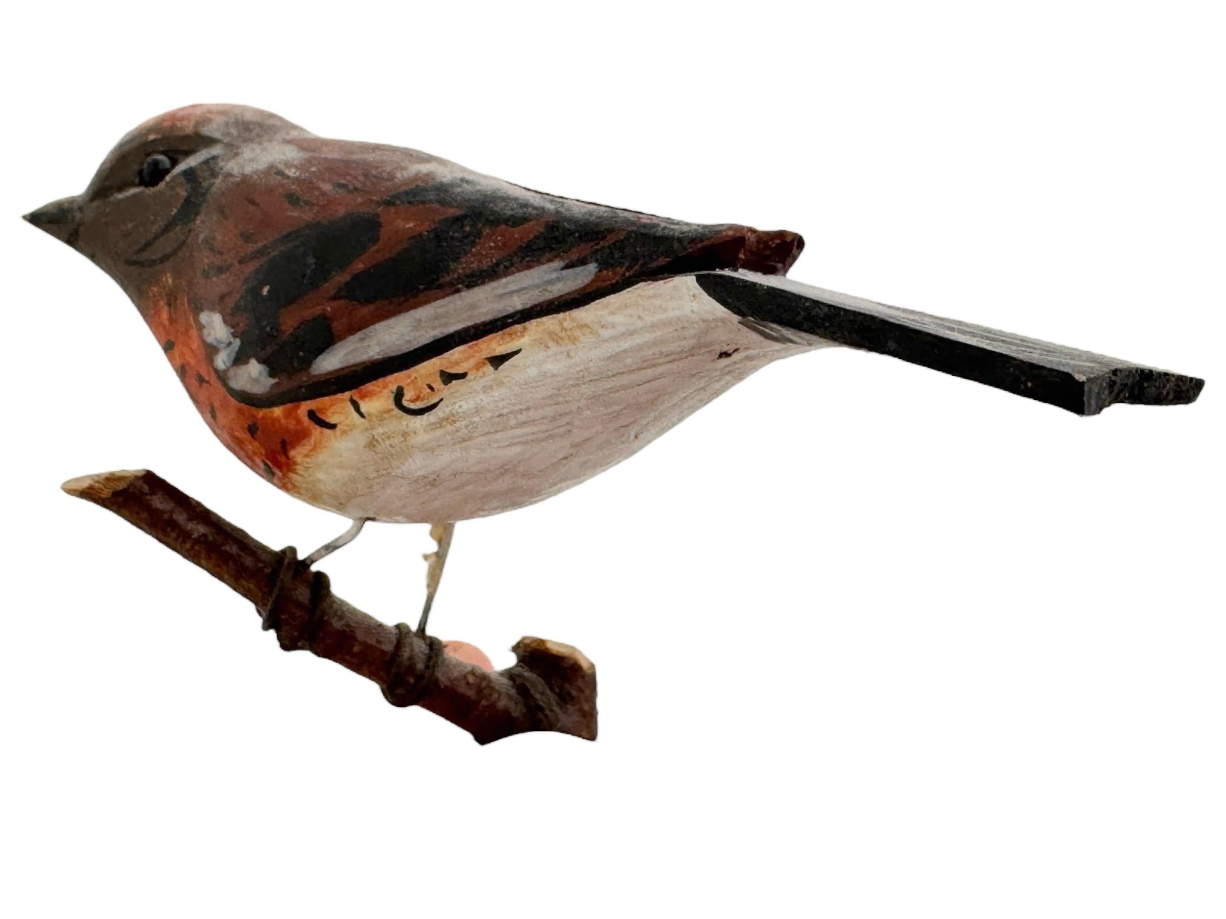 Pájaro Piquituerto Vichtauer Tallado a Mano en Madera, Arte Popular de la Selva Negra, Austria, Años 20 en venta 5