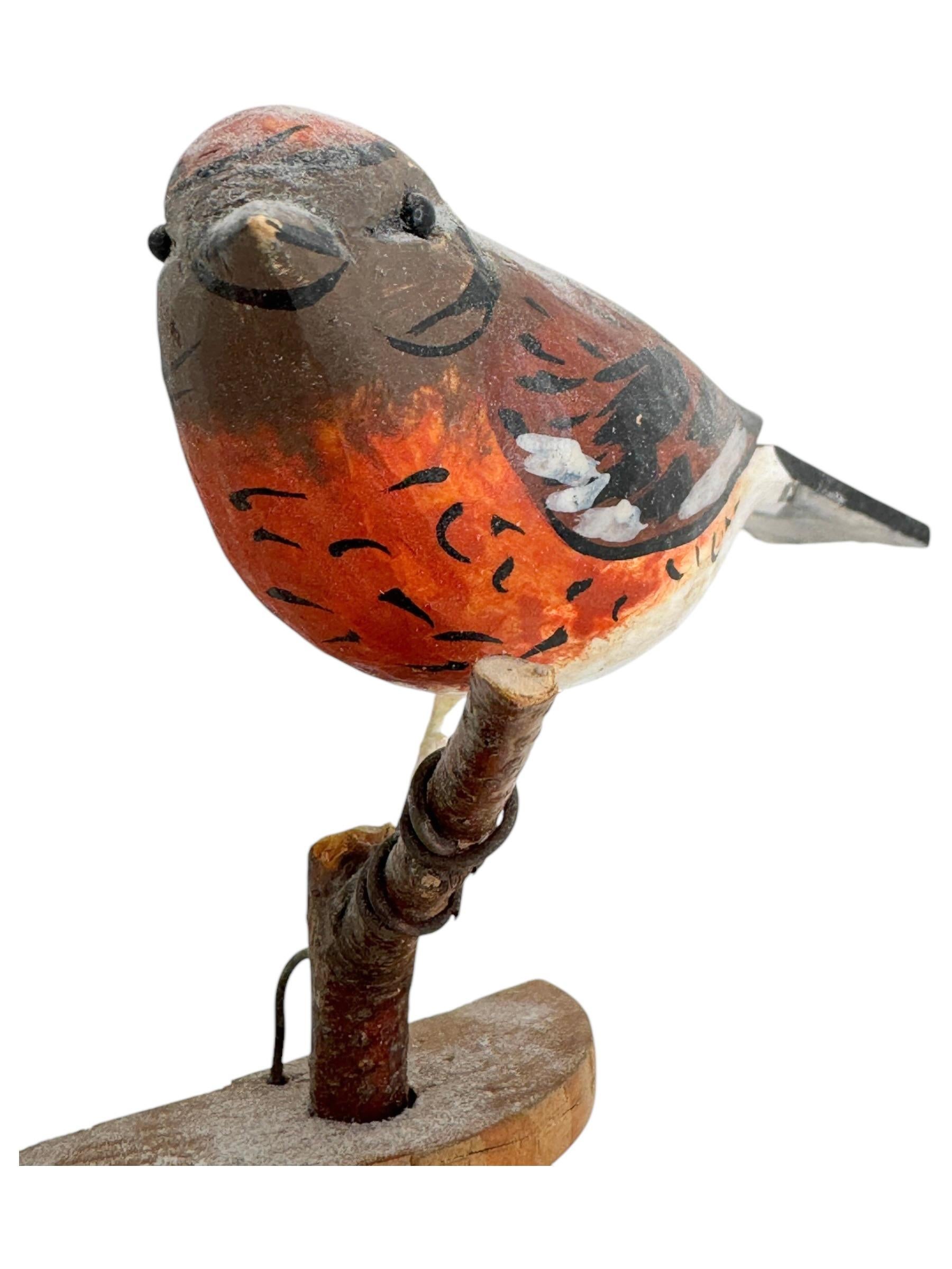 Pájaro Piquituerto Vichtauer Tallado a Mano en Madera, Arte Popular de la Selva Negra, Austria, Años 20 Tallado a mano en venta