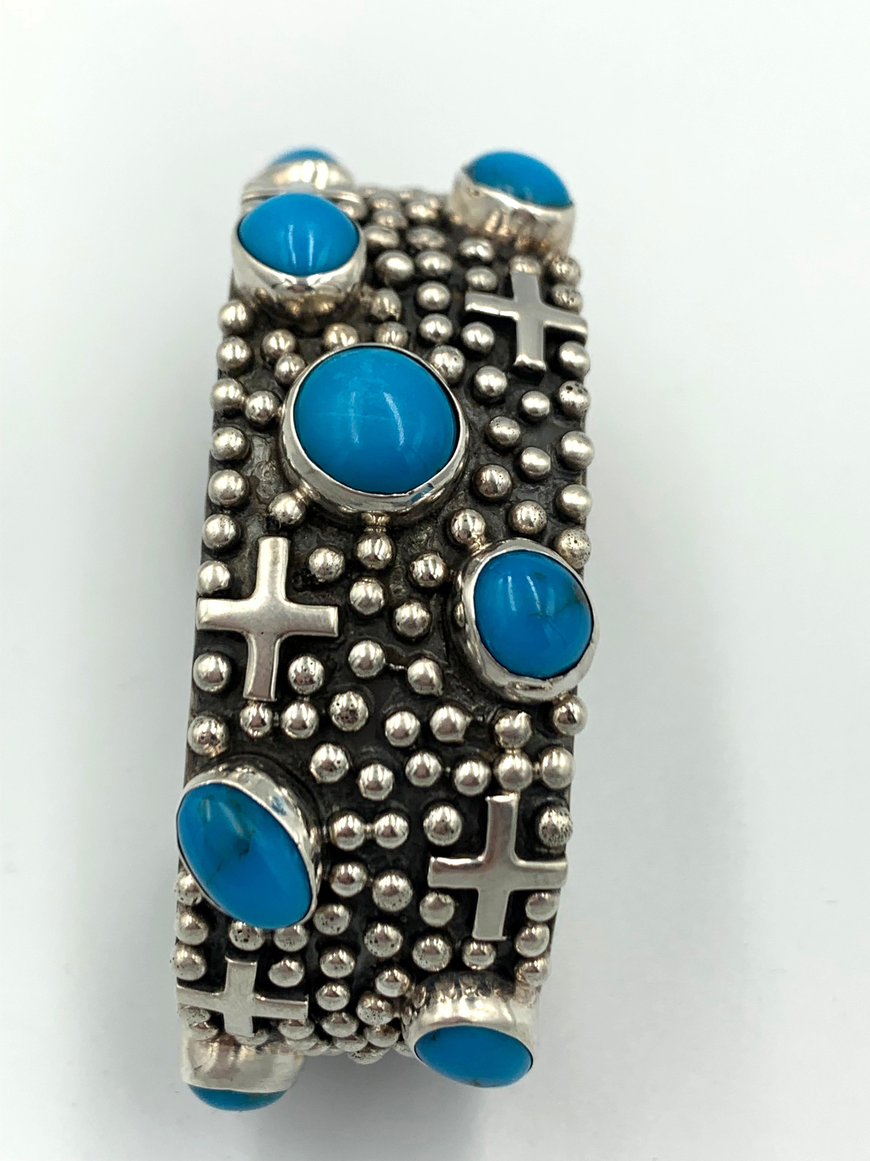 Bracciale in argento con croci e gocce di pioggia e turchese di Ronnie Willie In condizioni Nuovo in vendita a Scottsdale, AZ
