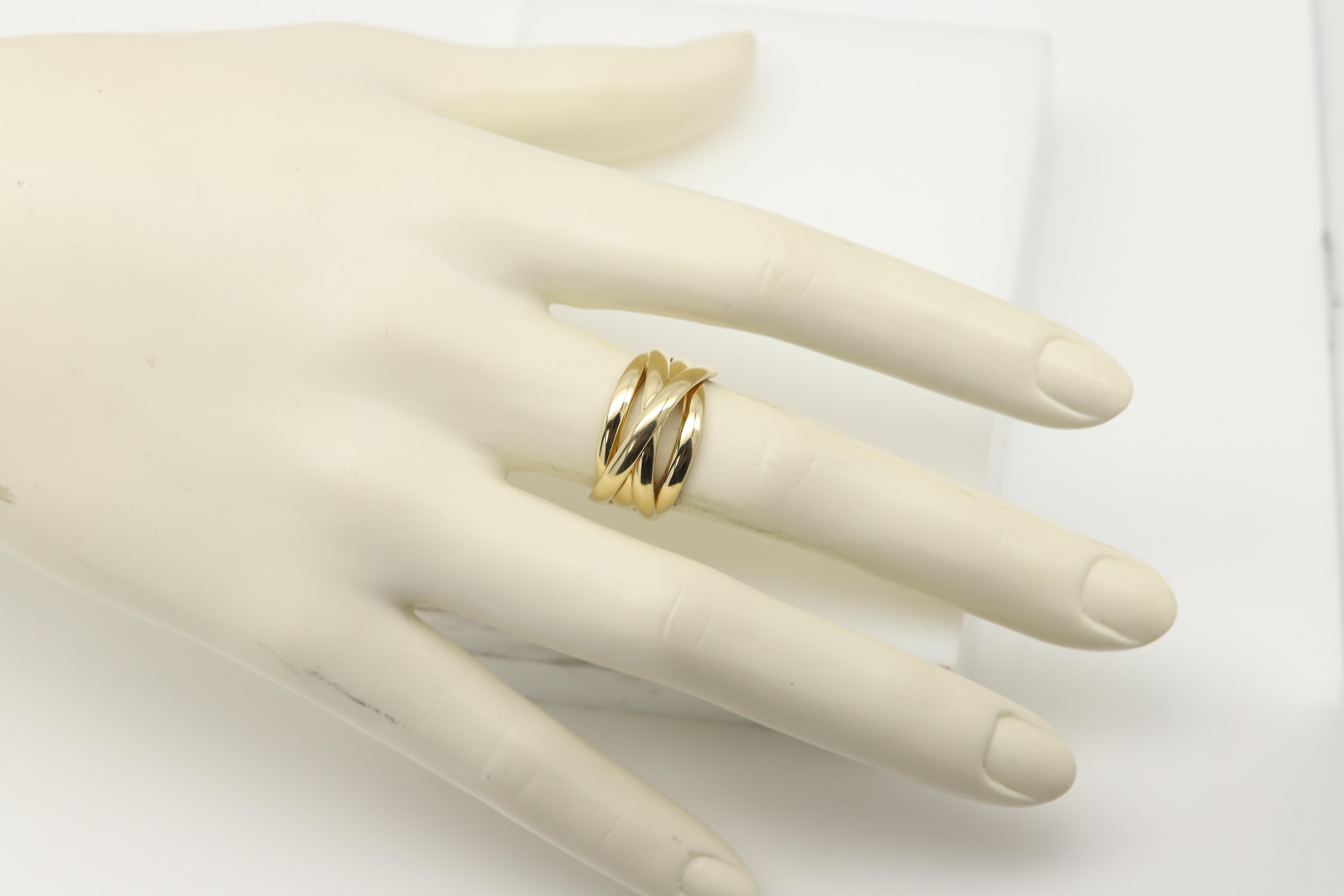 Anello crossover in oro 14 carati Band in oro giallo crossover design in vendita 2