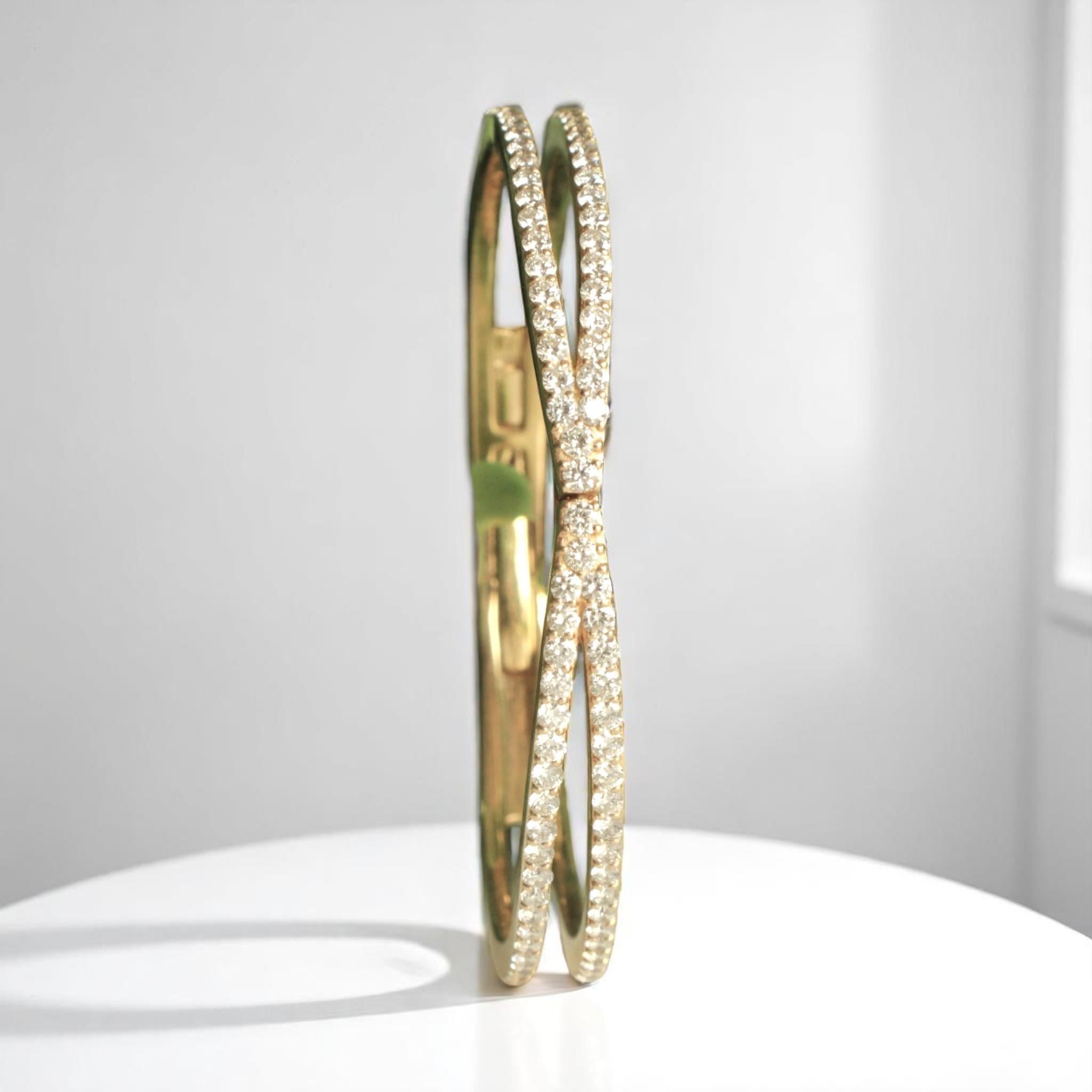 Women's Crossover Diamond Bracelet in 14k Solid Gold (Certified) For Sale