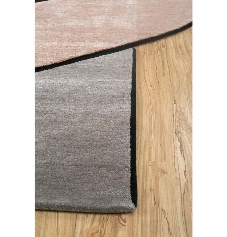 Modern Crossroads Elegance Medium Gray & Snow White 195X295 cm Hand Tufted Rug For Sale