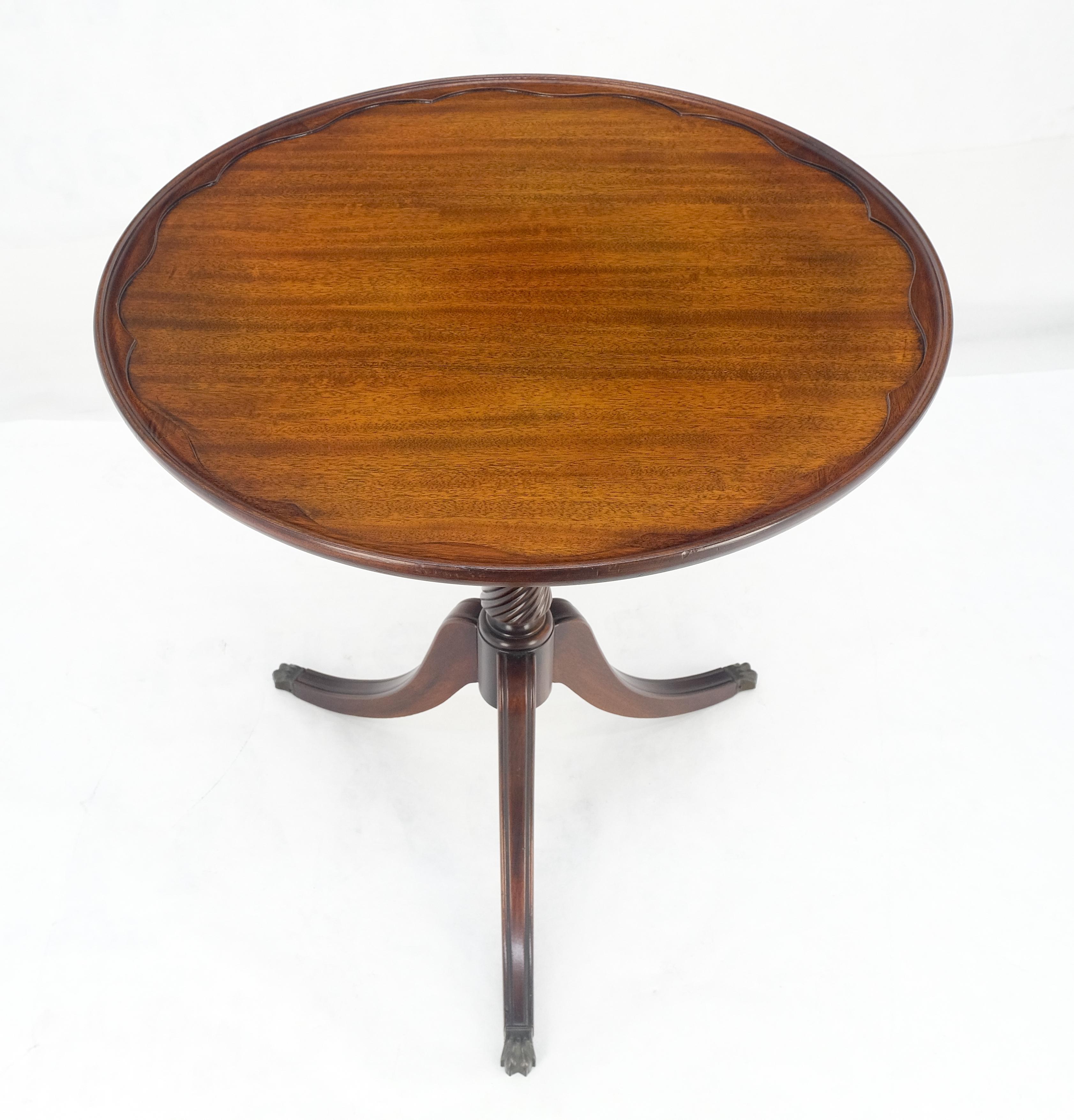 Federal Crotch Mahogany Pie Crust Turned Tripod Base Brass Claw Feet Lamp Table MINT For Sale