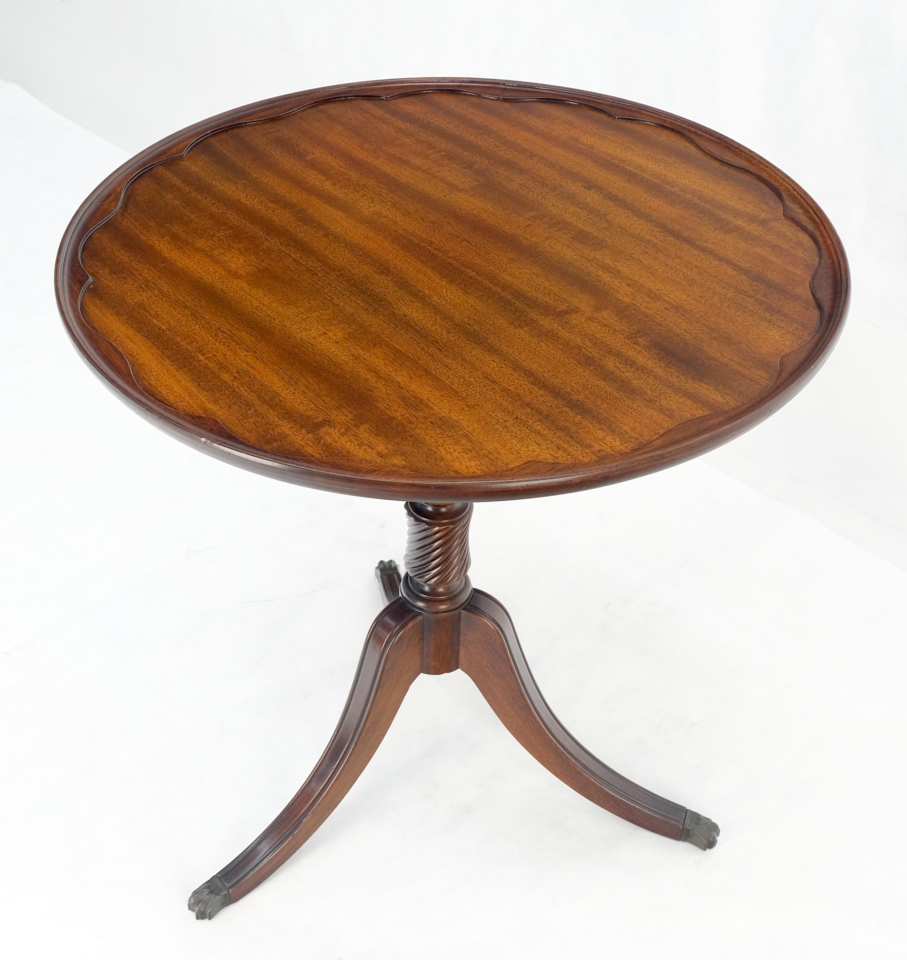Crotch Mahogany Pie Crust Turned Tripod Base Brass Claw Feet Lamp Table MINT In Good Condition For Sale In Rockaway, NJ