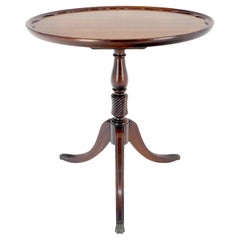 Crotch Mahogany Pie Crust Turned Tripod Base Brass Claw Feet Lamp Table MINT
