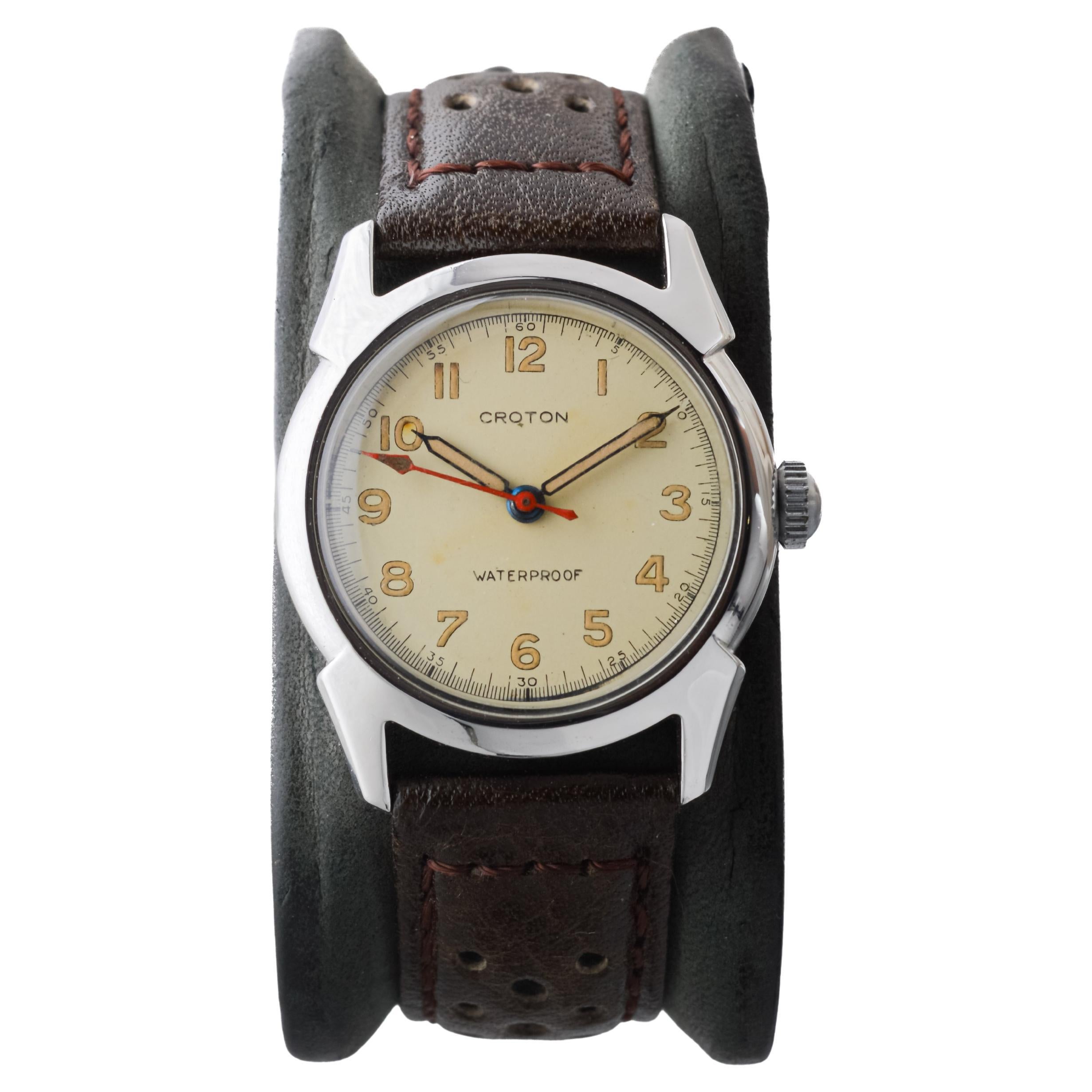 Croton, montre de sport Art déco ronde entièrement d'origine avec cadran d'origine, années 1940 Unisexe en vente