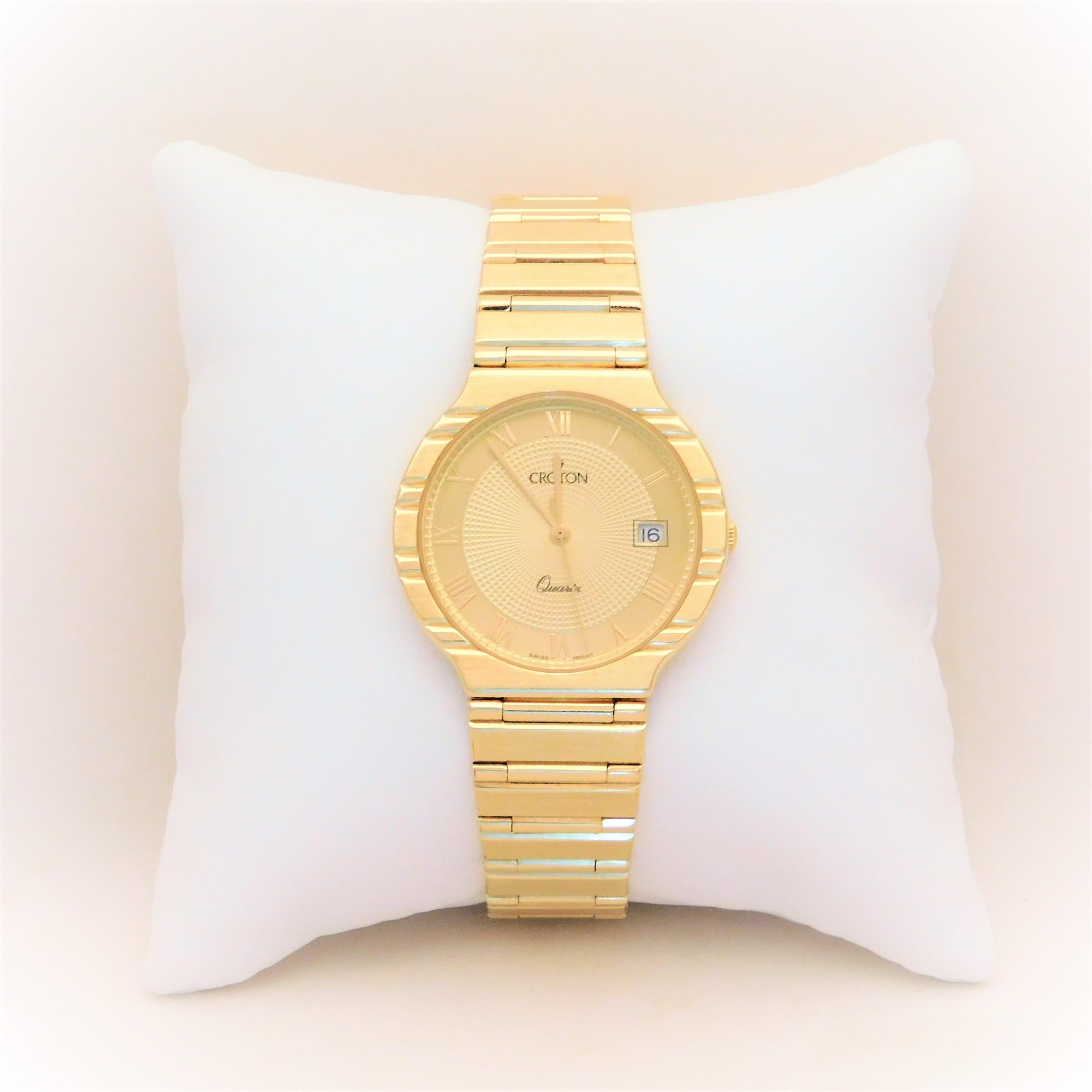 Croton Yellow Gold Vintage quartz Wristwatch 4
