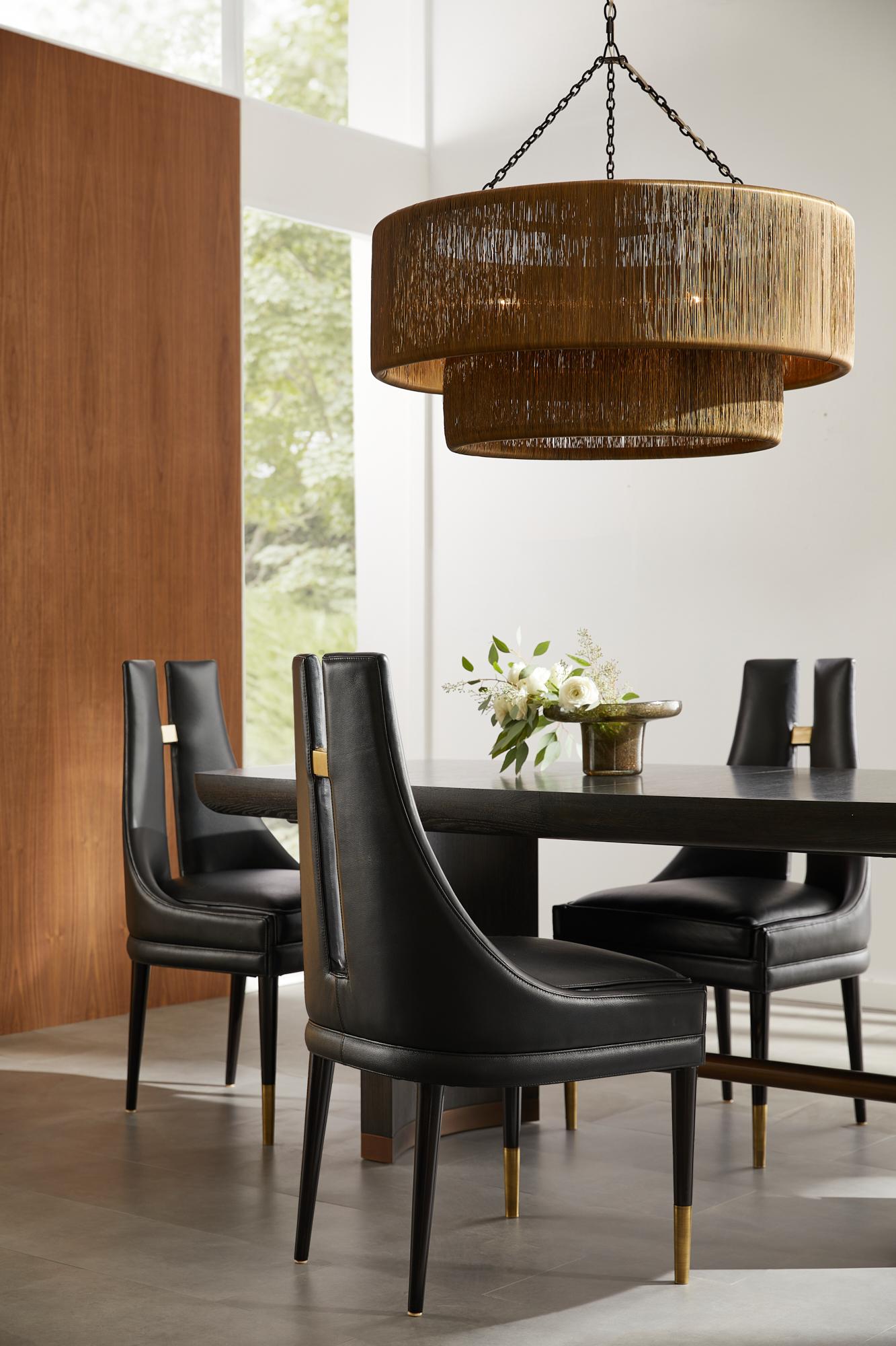 Crowley Esszimmerstuhl FRI16 -Schwarz, Leder, Messing im Angebot 6