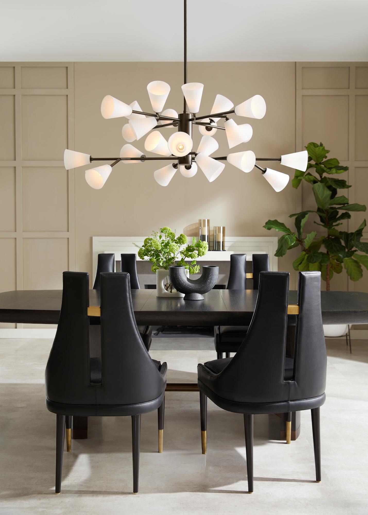 Crowley Esszimmerstuhl FRI16 -Schwarz, Leder, Messing im Angebot 2