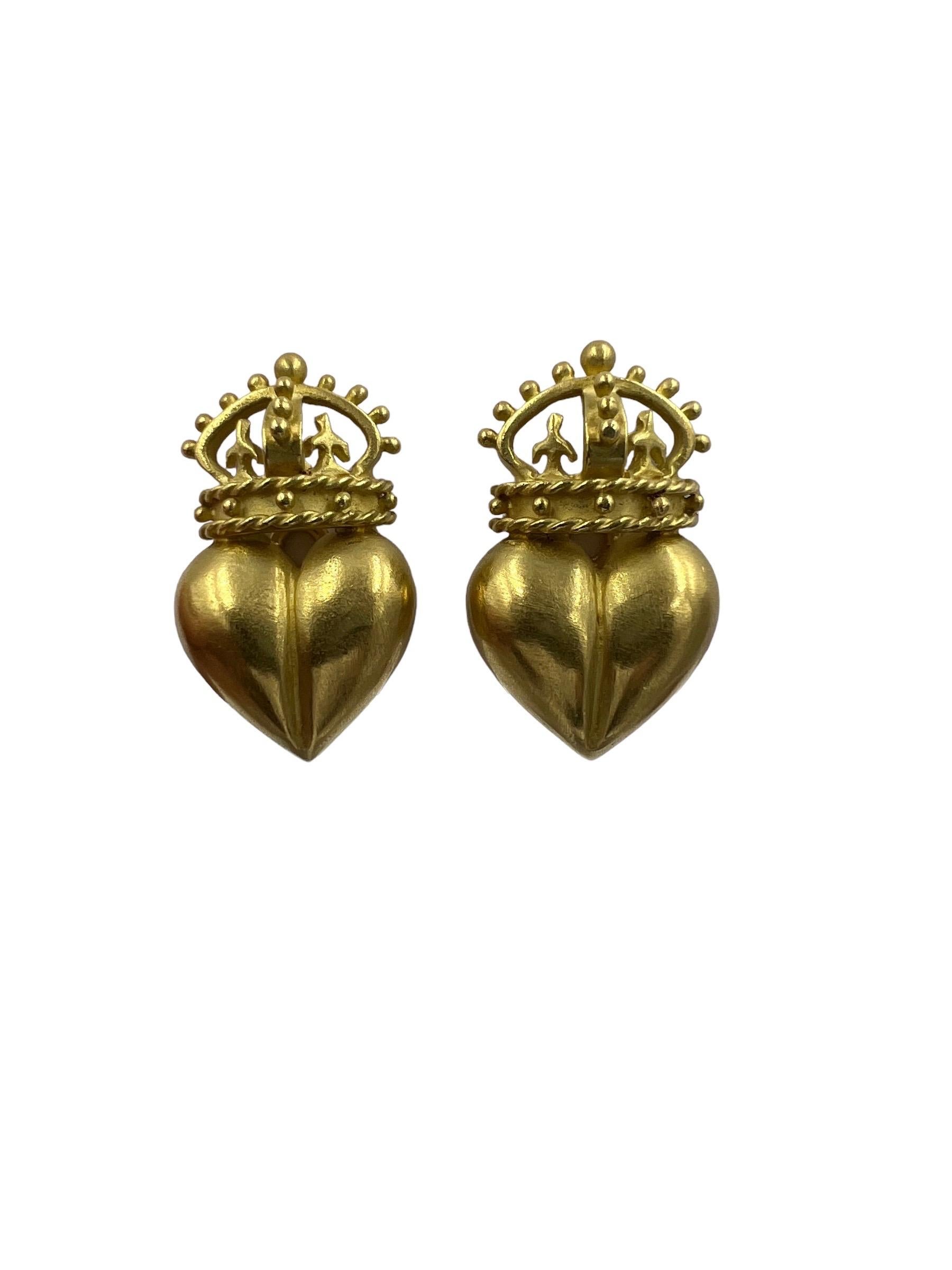 Crown and Heart clip on 18k yellow gold earrings, circa 1990s.

ABOUT THIS ITEM:   E-DJ921B   Enchanting crown and heart clip-on earrings.  An everyday earring for that sophisticated look.
          Very comfortable.
SPECIFICATIONS:

METAL:  18K