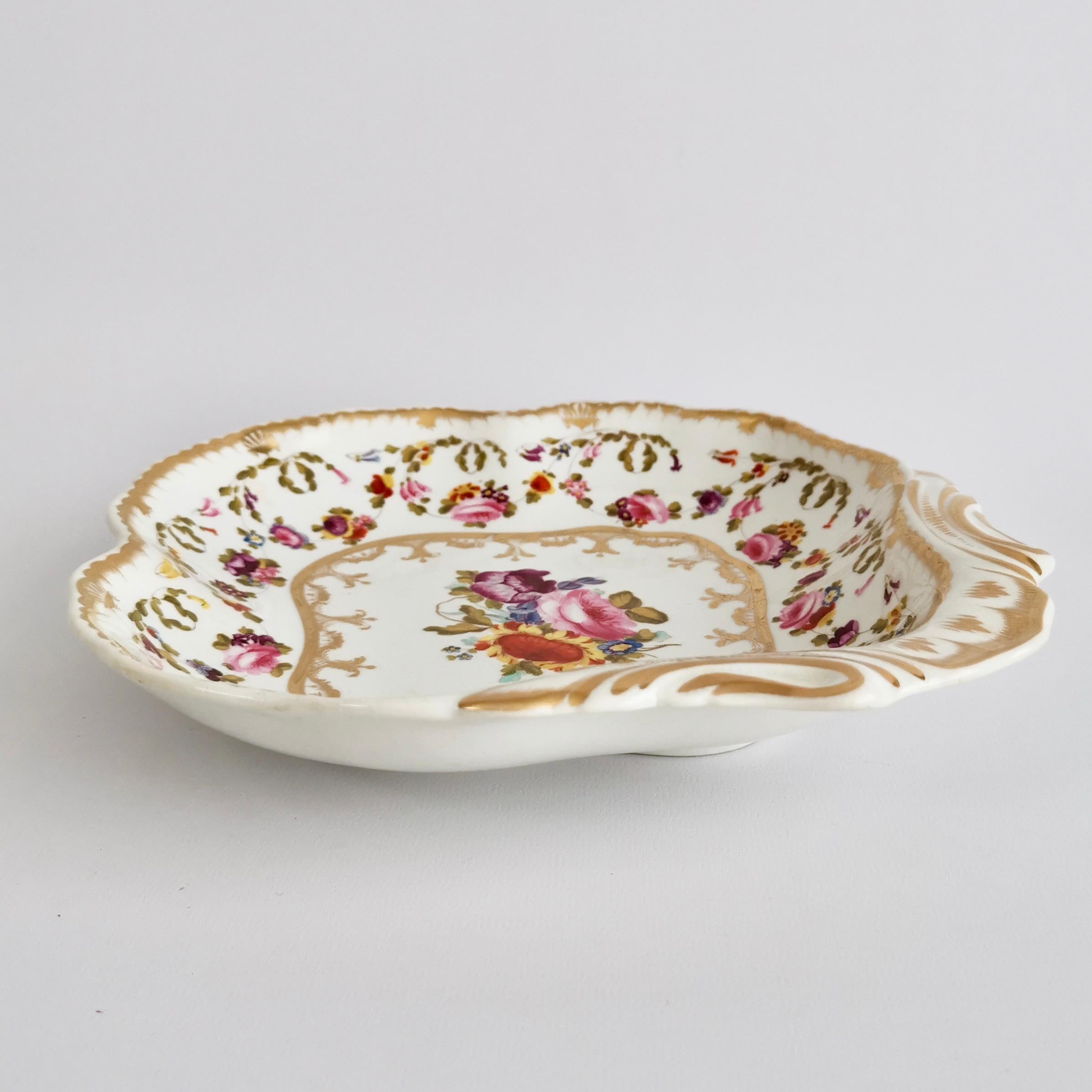 Bloor Derby Shell Dish, White, Floral Sprigs Moses Webster, Regency, 1820-1825 For Sale 3