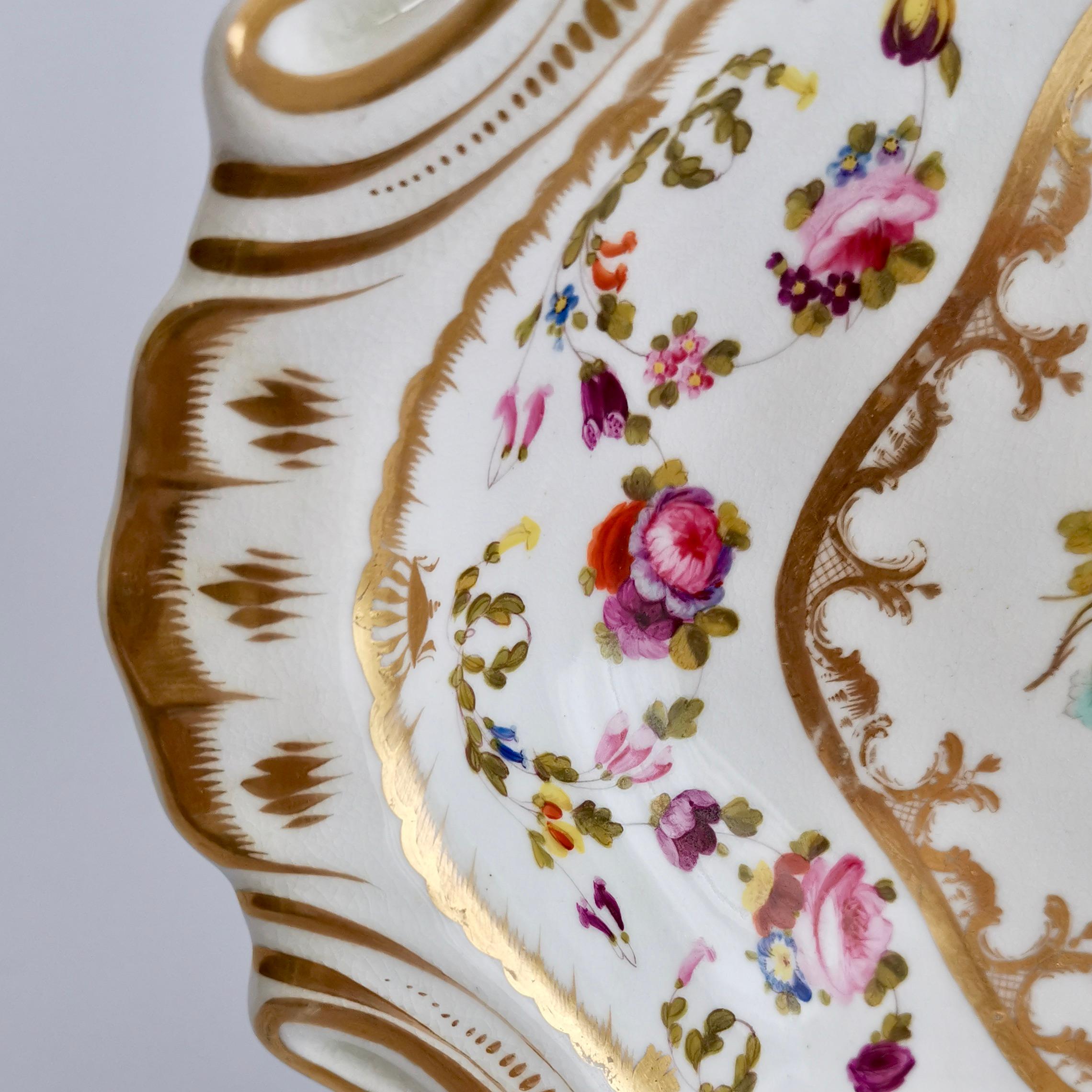 Hand-Painted Bloor Derby Shell Dish, White, Floral Sprigs Moses Webster, Regency, 1820-1825 For Sale