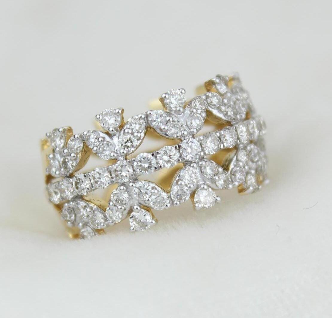 Bague à couronne de diamants en or massif 14K (certifié) Neuf - En vente à New Delhi, DL
