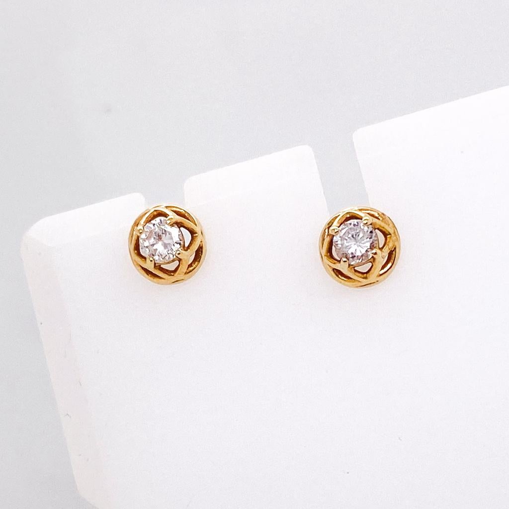 Contemporary Crown Diamond Solitaire Studs 0.25 Carats 14K Gold Wirework Woven Basket Design For Sale