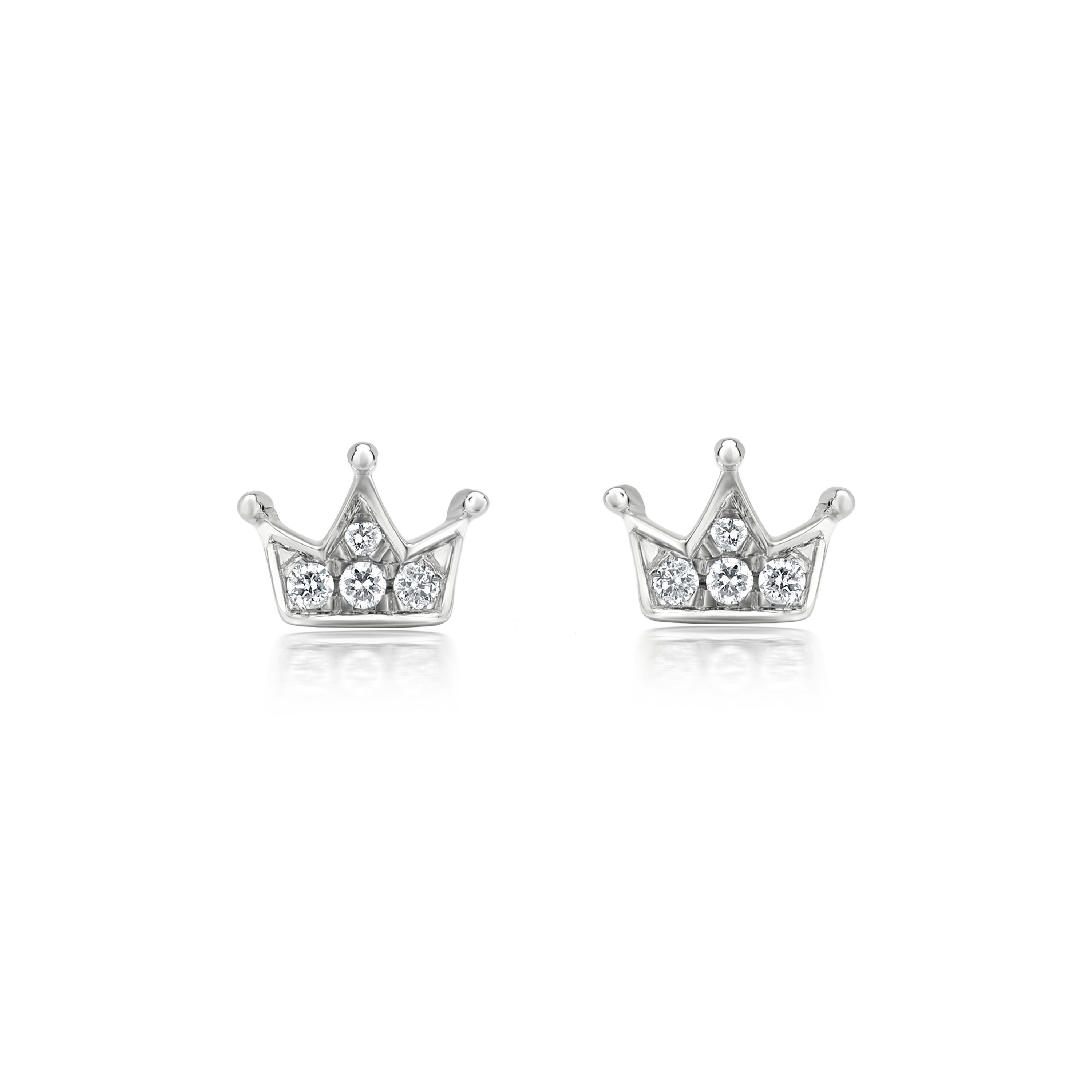 Carry a royal look with these Luxle crown stud earrings. Subtle yet pretty this crown stud earrings are a new fashion statement.  These studs are crafted with 8 round cut diamonds, totaling 0.10Cts adorned in crown motifs. These stud earrings are