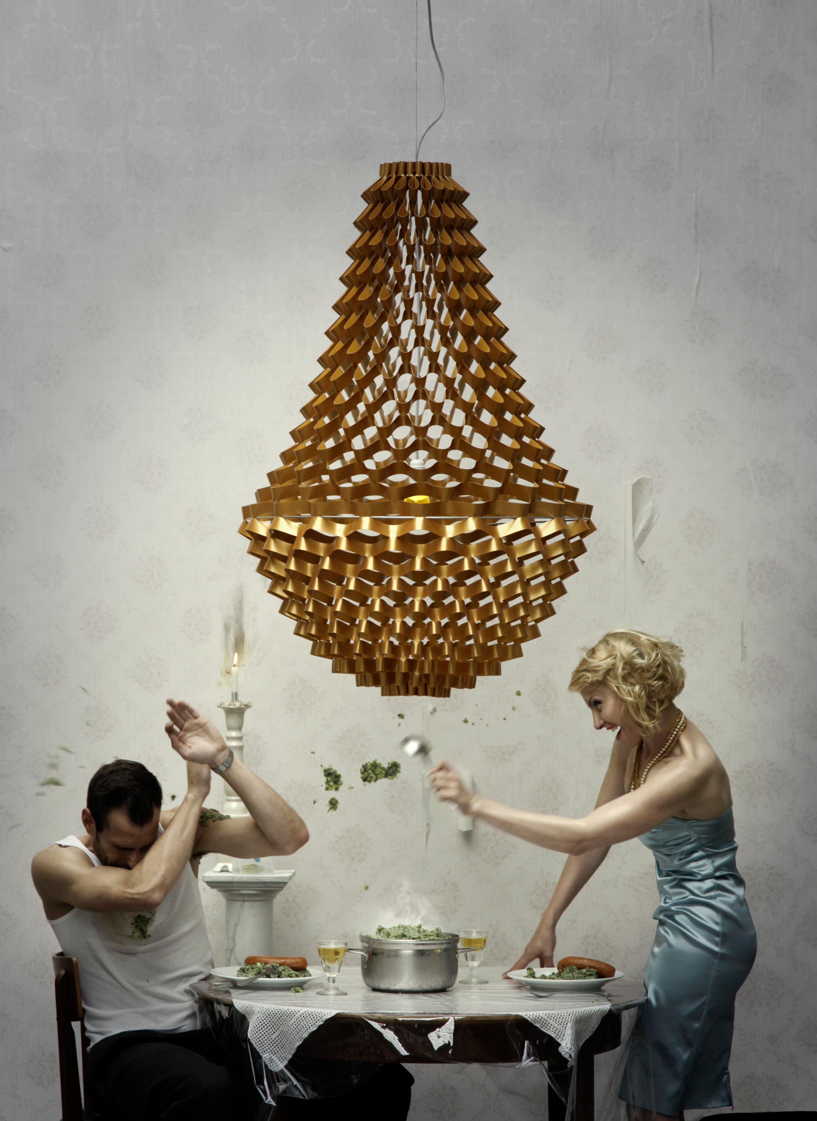 Lampada a sospensione Crown Large Silver di JSPR In condizioni Nuovo in vendita a Geneve, CH