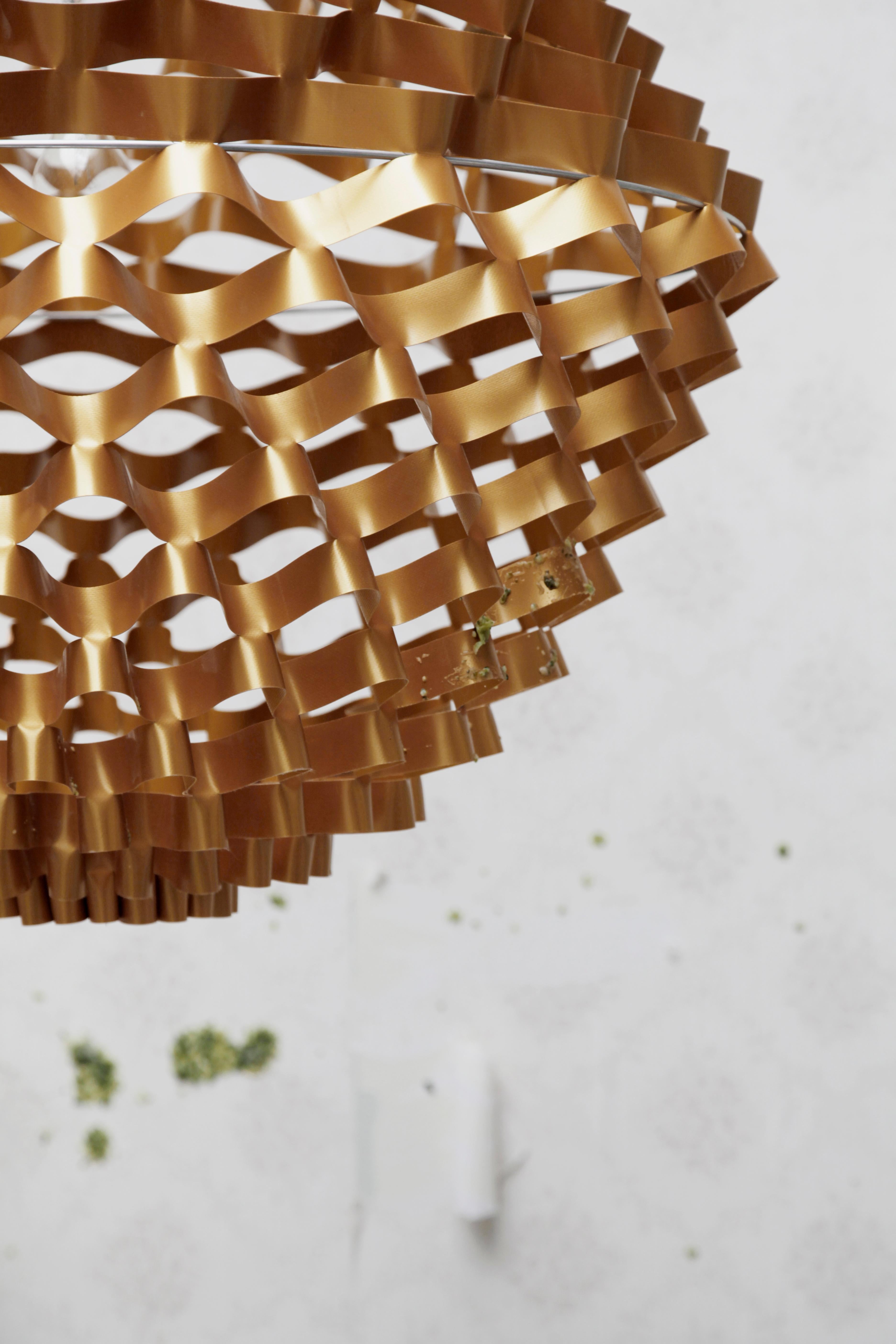 Olandese Lampada a sospensione Crown Medium Champagne di JSPR in vendita