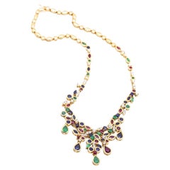 CROWN Halskette mit Edelsteinen und Diamanten
