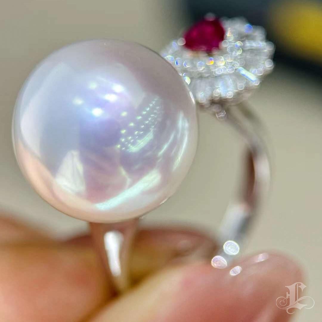 【Crown Radiance】Crown of Heart Aurora South Sea Pearl Ring For Sale 2