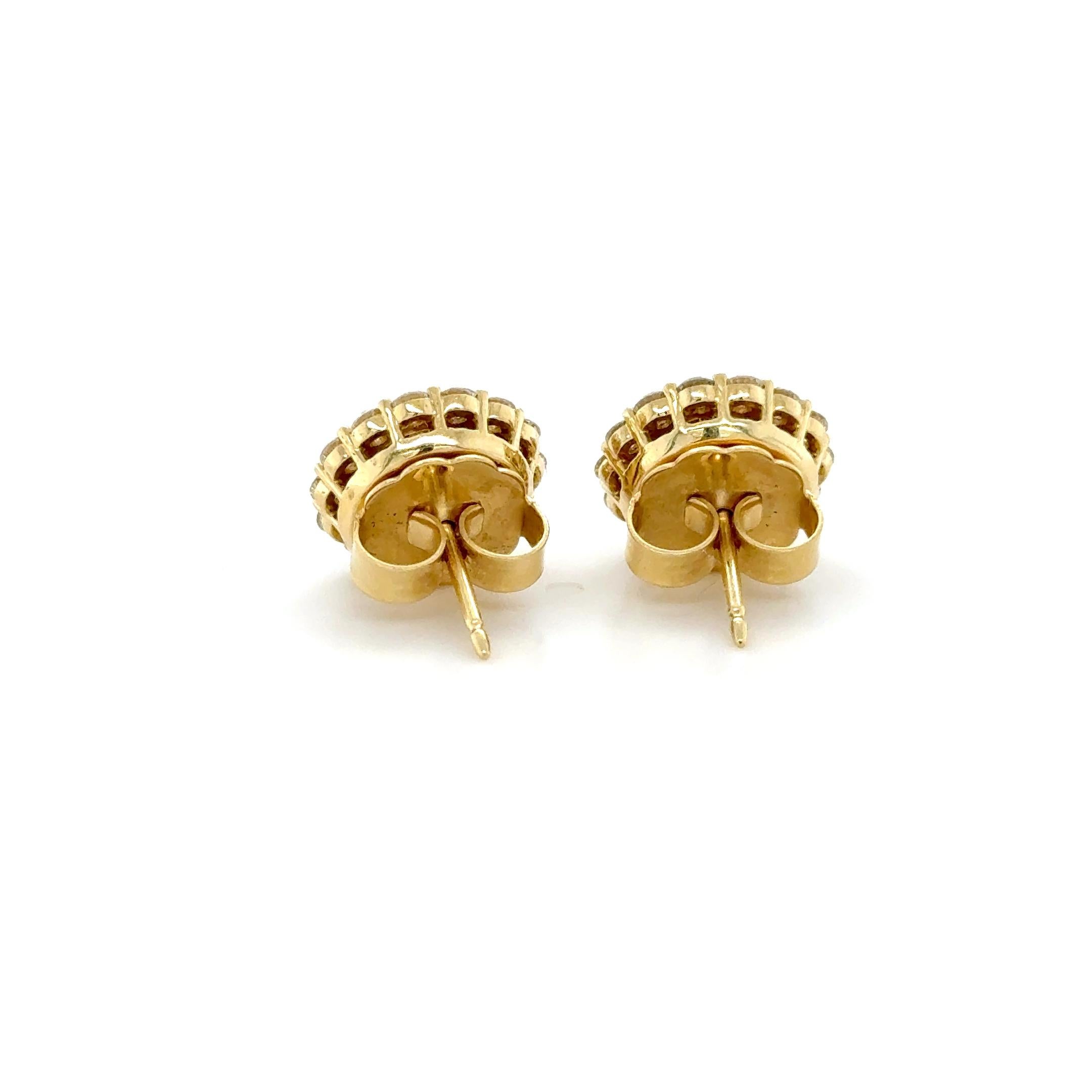 Taille ronde Boucles d'oreilles convertibles Crown of Light avec diamants taillés en vente