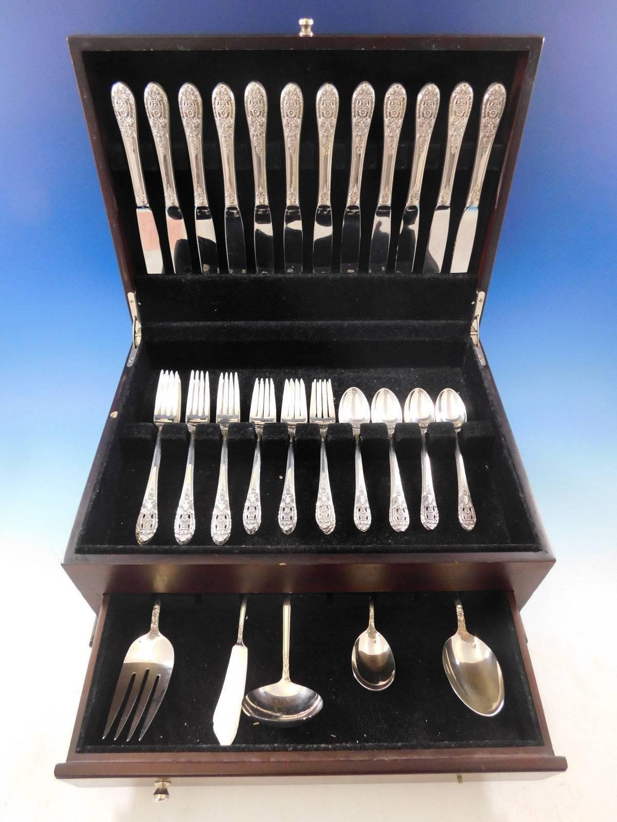 Crown Princess by International/Fine Arts sterling silver Flatware set, 53 pieces. This set includes:

12 Knives, 9 1/8