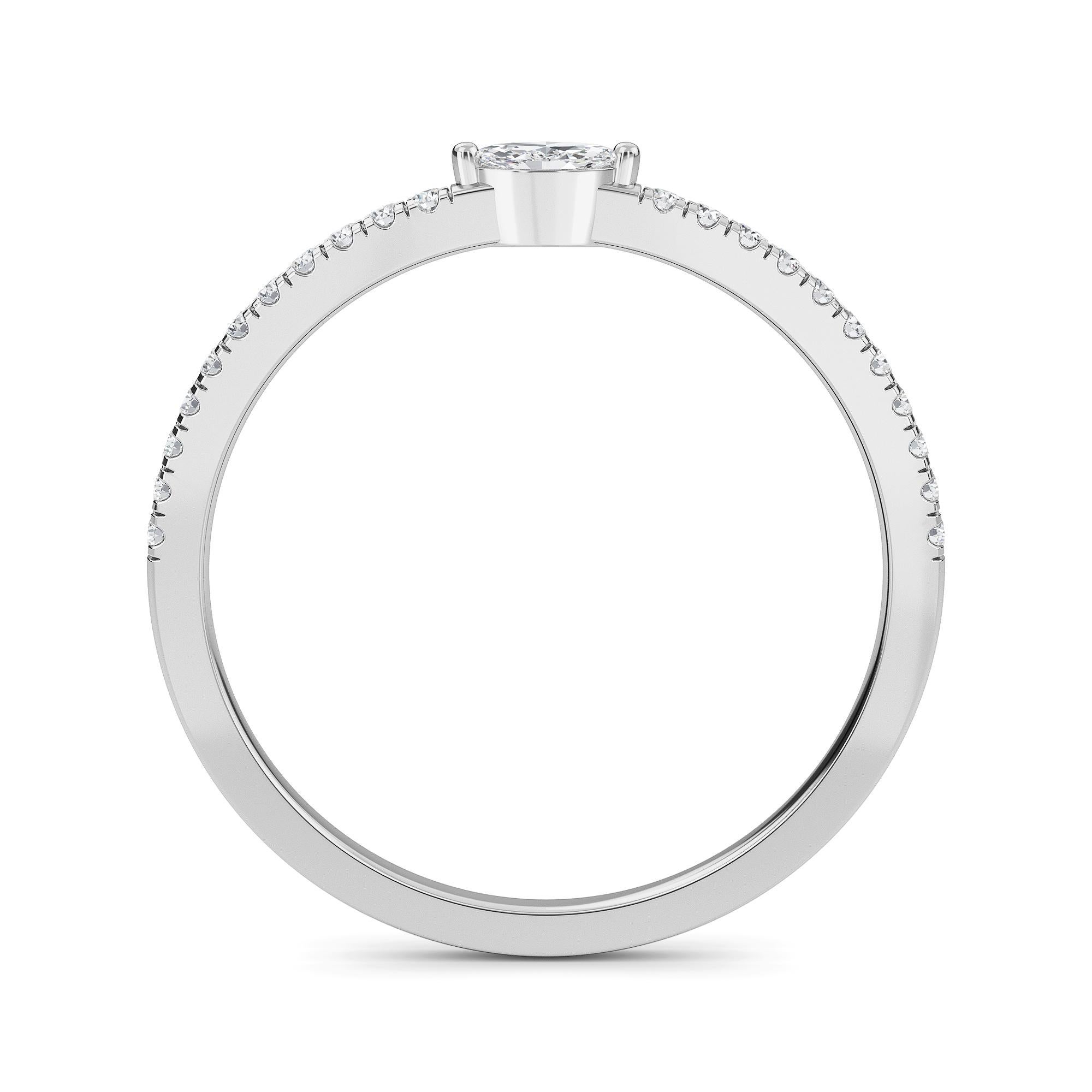 For Sale:  Crown Princess East-West Oval Ring by Rupali Adani Fine Jewellery 2