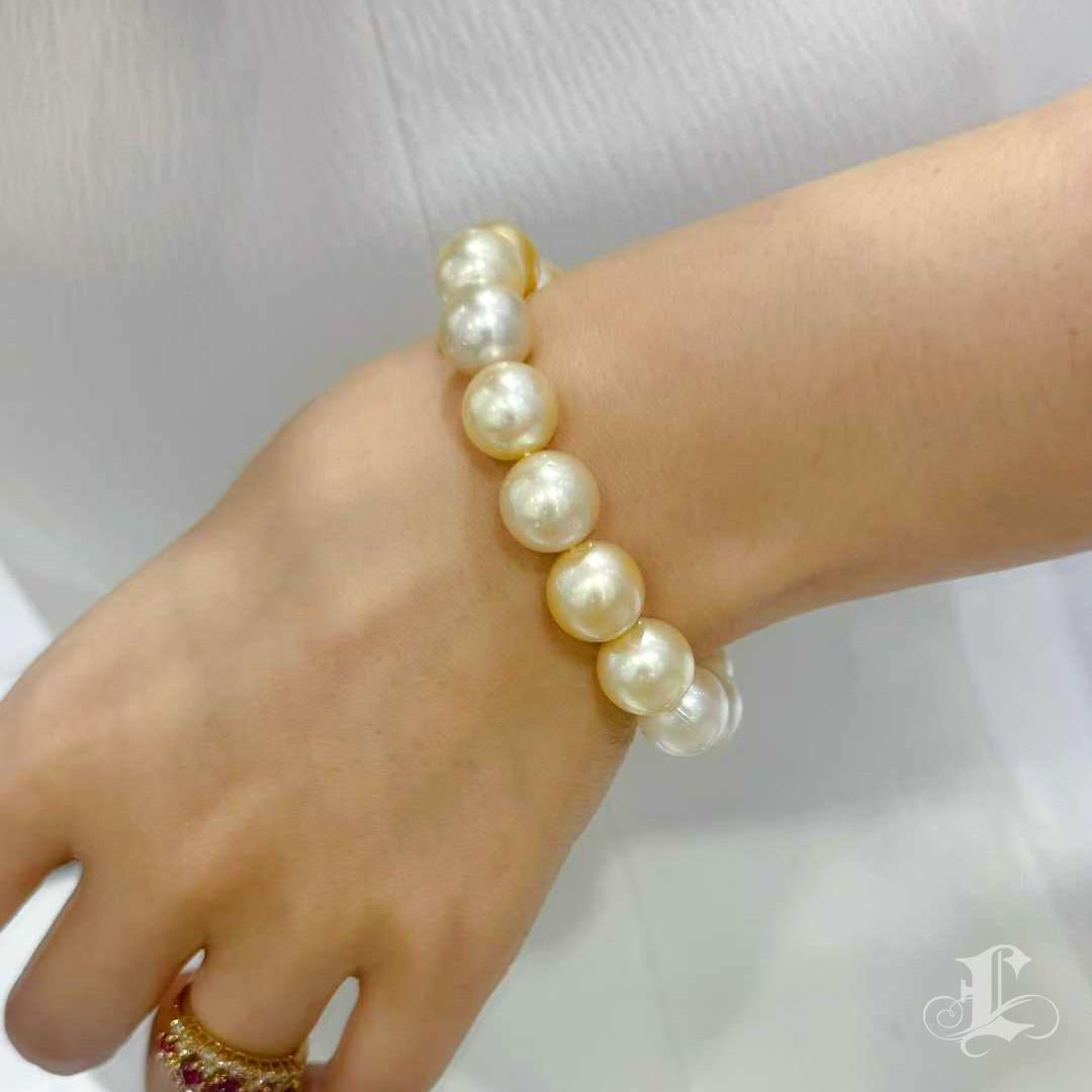 Uncut 【Crown Radiance】 South Sea Golden Pearl Bracelet For Sale