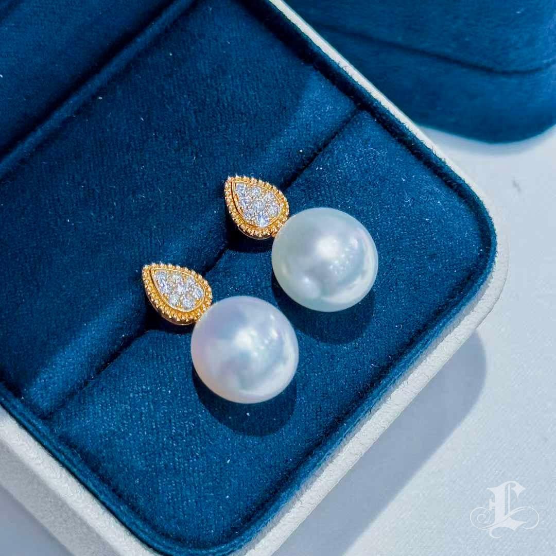 【Crown Radiance】12mm Aurora perle des mers du sud et diamant Boucles d'oreilles or en vente 3