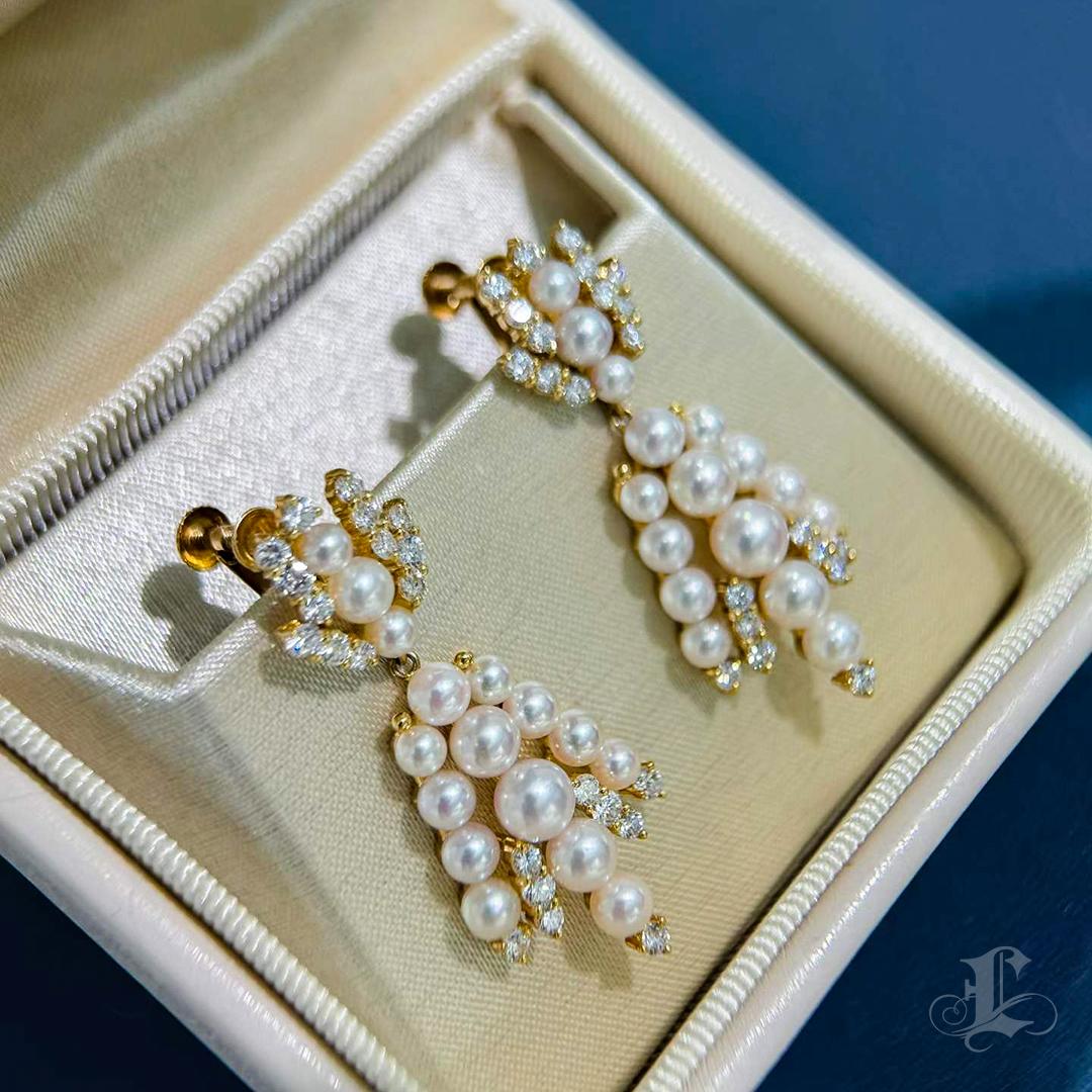 【Crown Radiance】Akoya Pearl & Diamond Cascade Earrings in 18K Gold (Clip-On) en vente 1