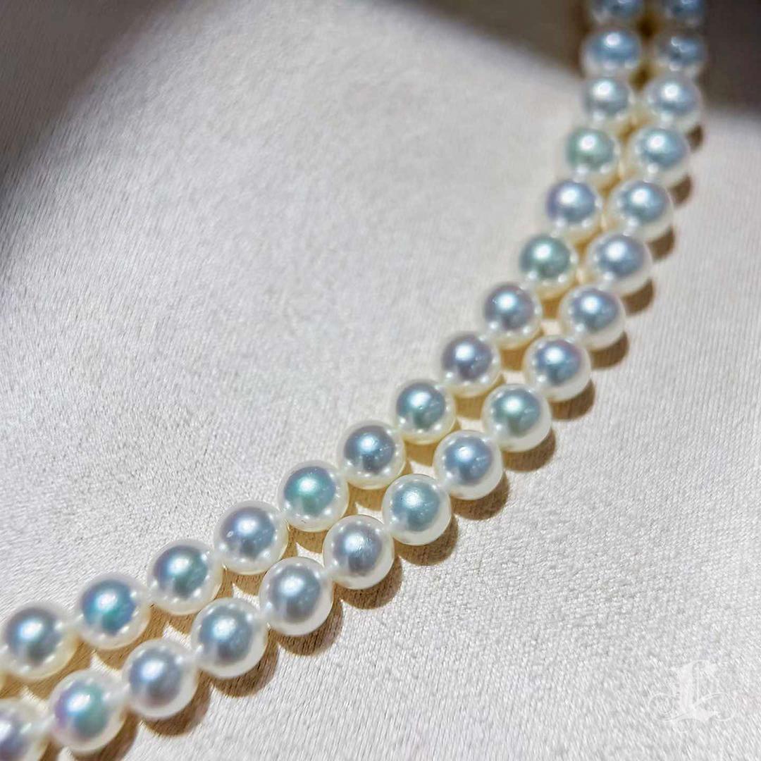 Corona Radiosa】 Collana a doppio filo di perle Akoya Aurora con chiusura a fiocco con diamanti in vendita 2