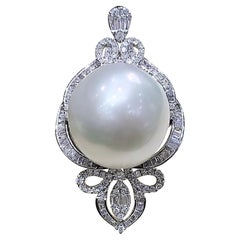 【Crown Radiance】Aurora Regal 16-17mm South Sea Pearl Diamond Pendant