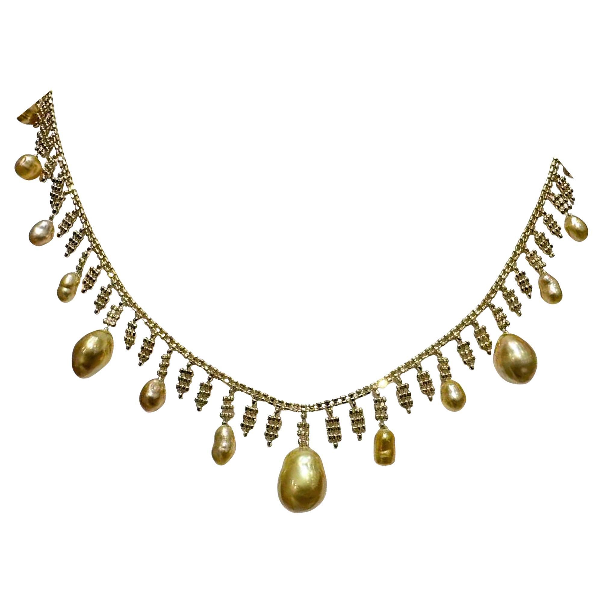 【Crown Radiance】Aurora South Sea Keshi Pearl Necklace in 18K Yellow Gold For Sale