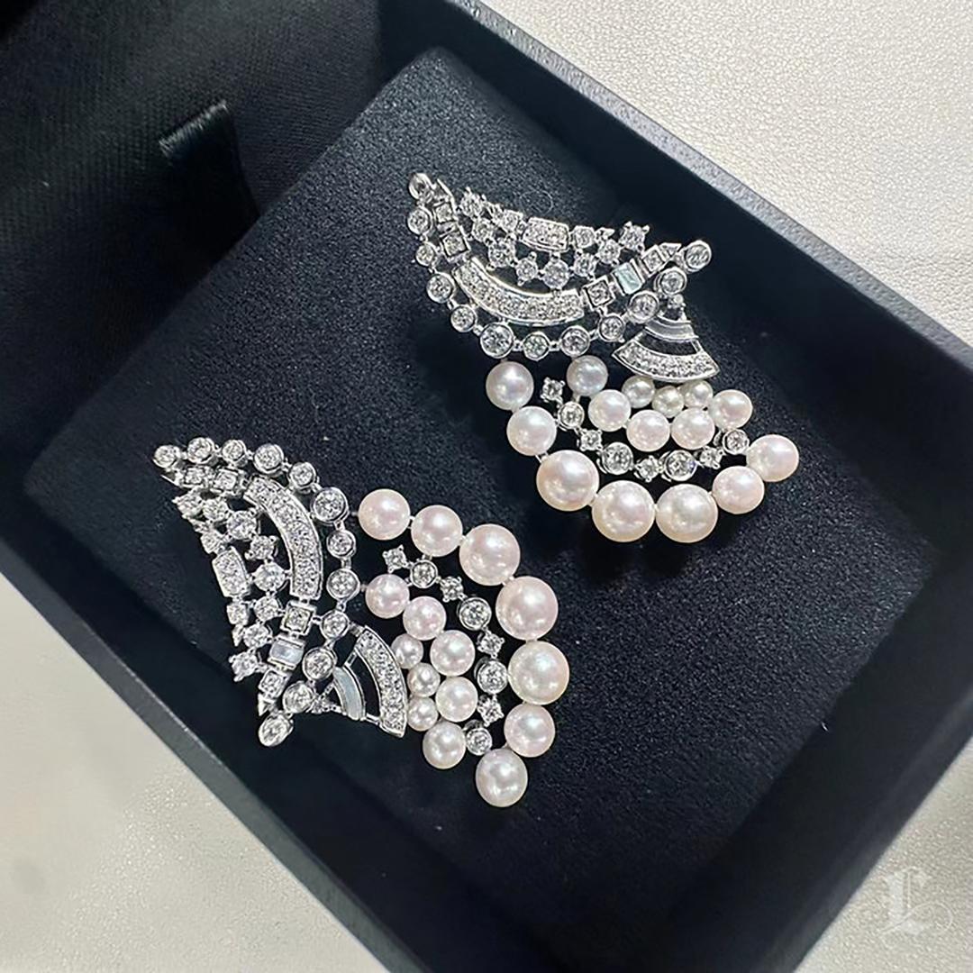 Orecchini a cascata con perle Akoya e diamanti in vendita 1