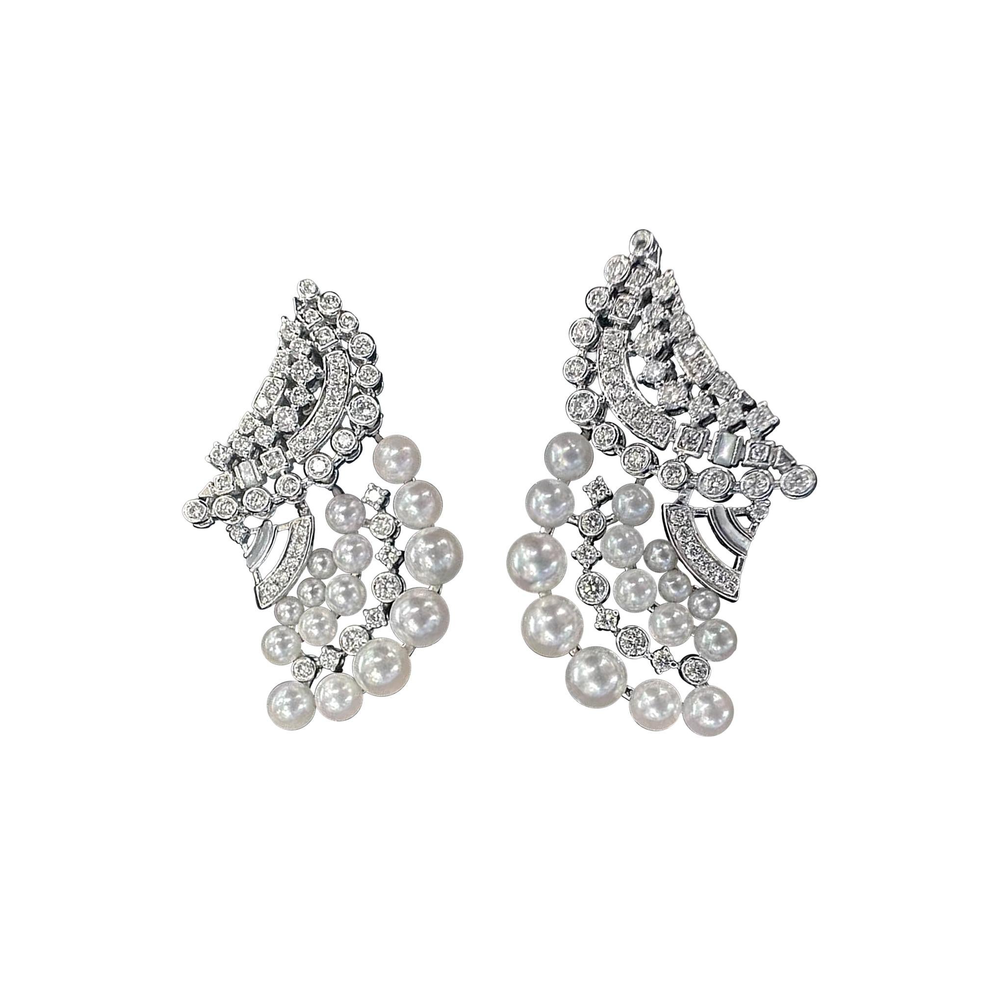 Orecchini a cascata con perle Akoya e diamanti in vendita 3