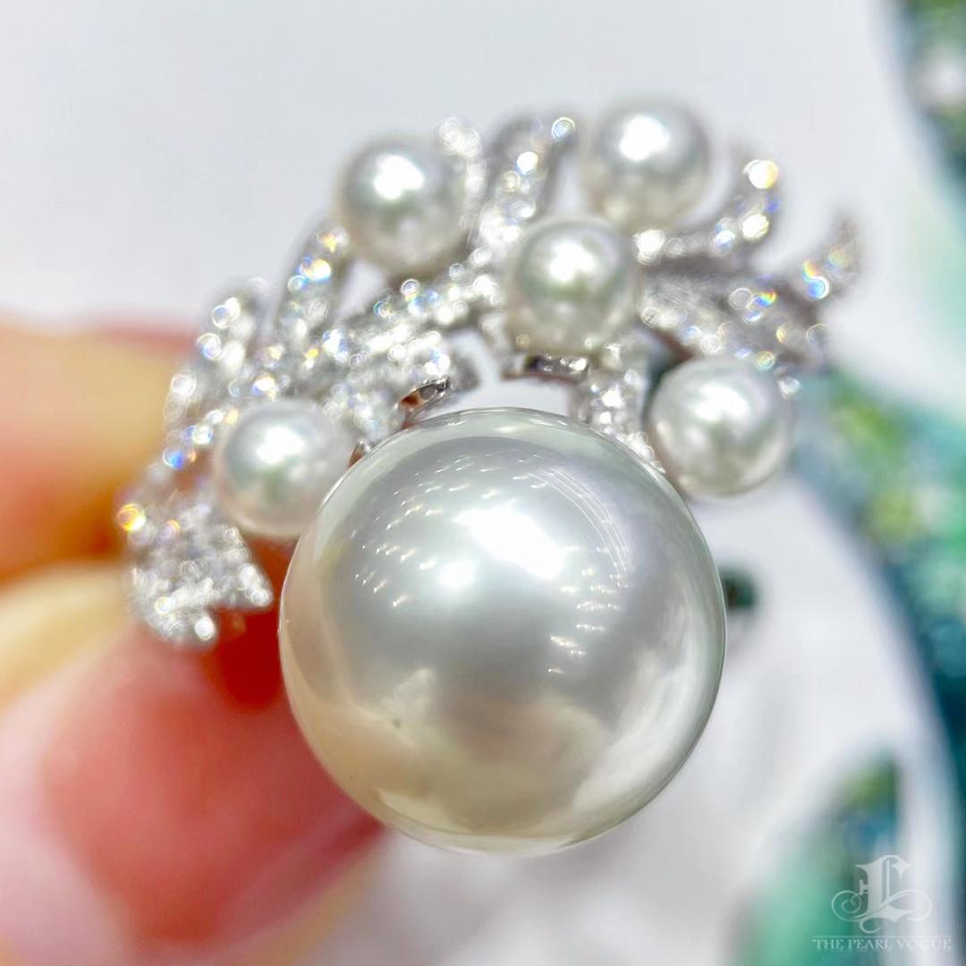 【Crown Radiance】Diamond Leaf Spray South Sea Pearl Sculptural Ring en vente 1