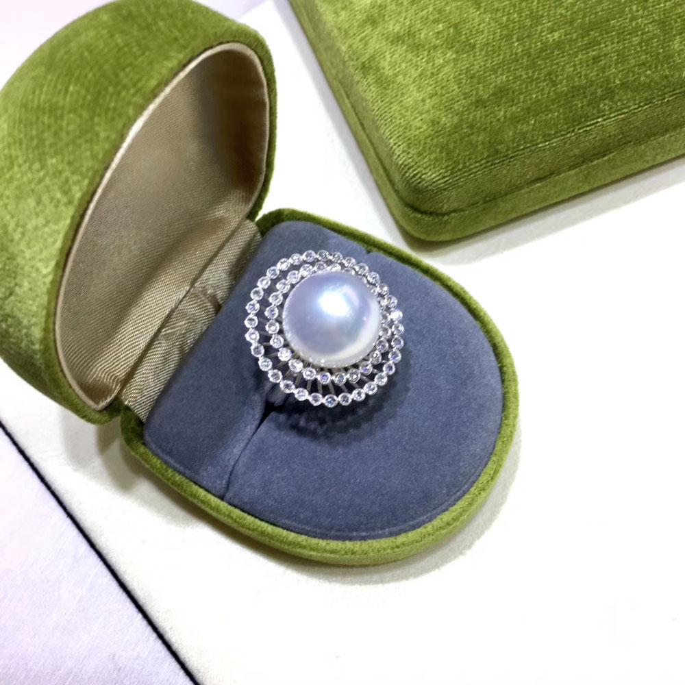 Anello da cocktail con diamante Sunburst Aurora e perle dei mari del sud in vendita 5