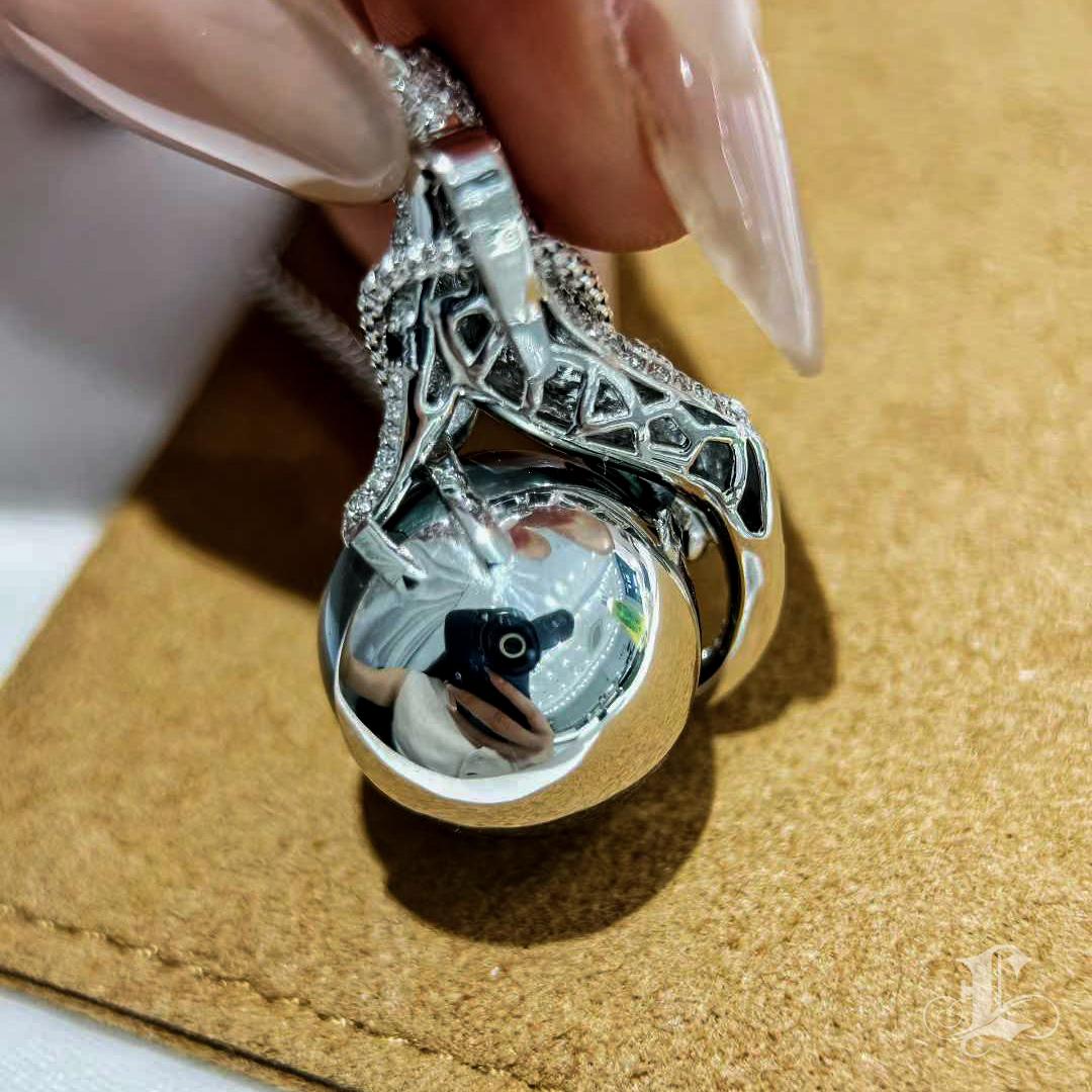 【Corona Radiante】Colgante de Diamante Leopardo Aurora Perla de Tahití en venta 5