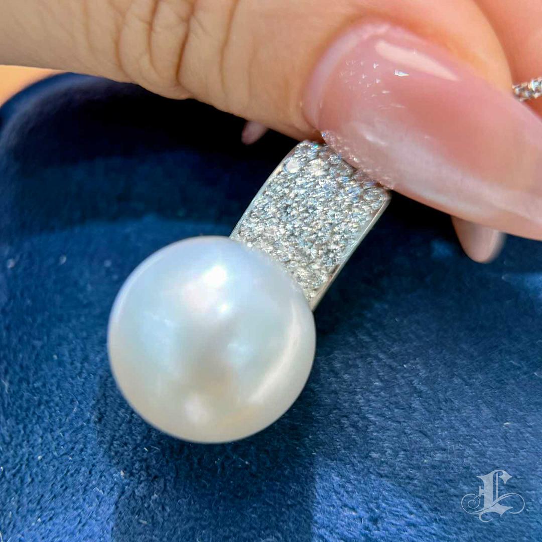 Ciondolo con diamante e perla dei mari del sud da 15 mm in vendita 3