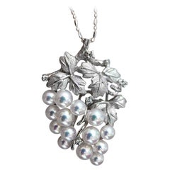 【Crown Radiance】One-of-a-Kind Baby Akoya Pearl Grape Cluster Pendant Necklace