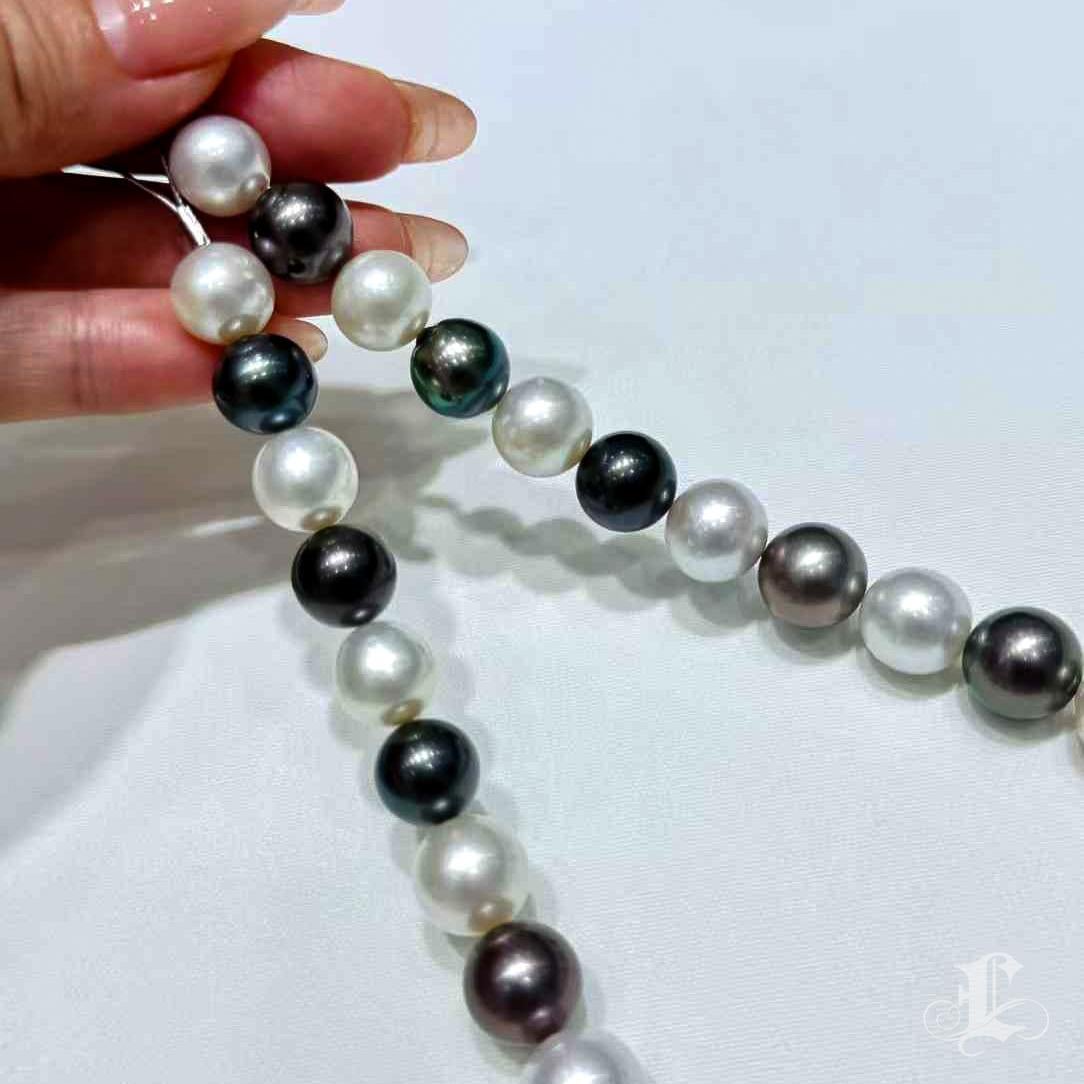 Collier de perles Dual Aura unique en son genre (10,5-15,8 mm) en vente 4