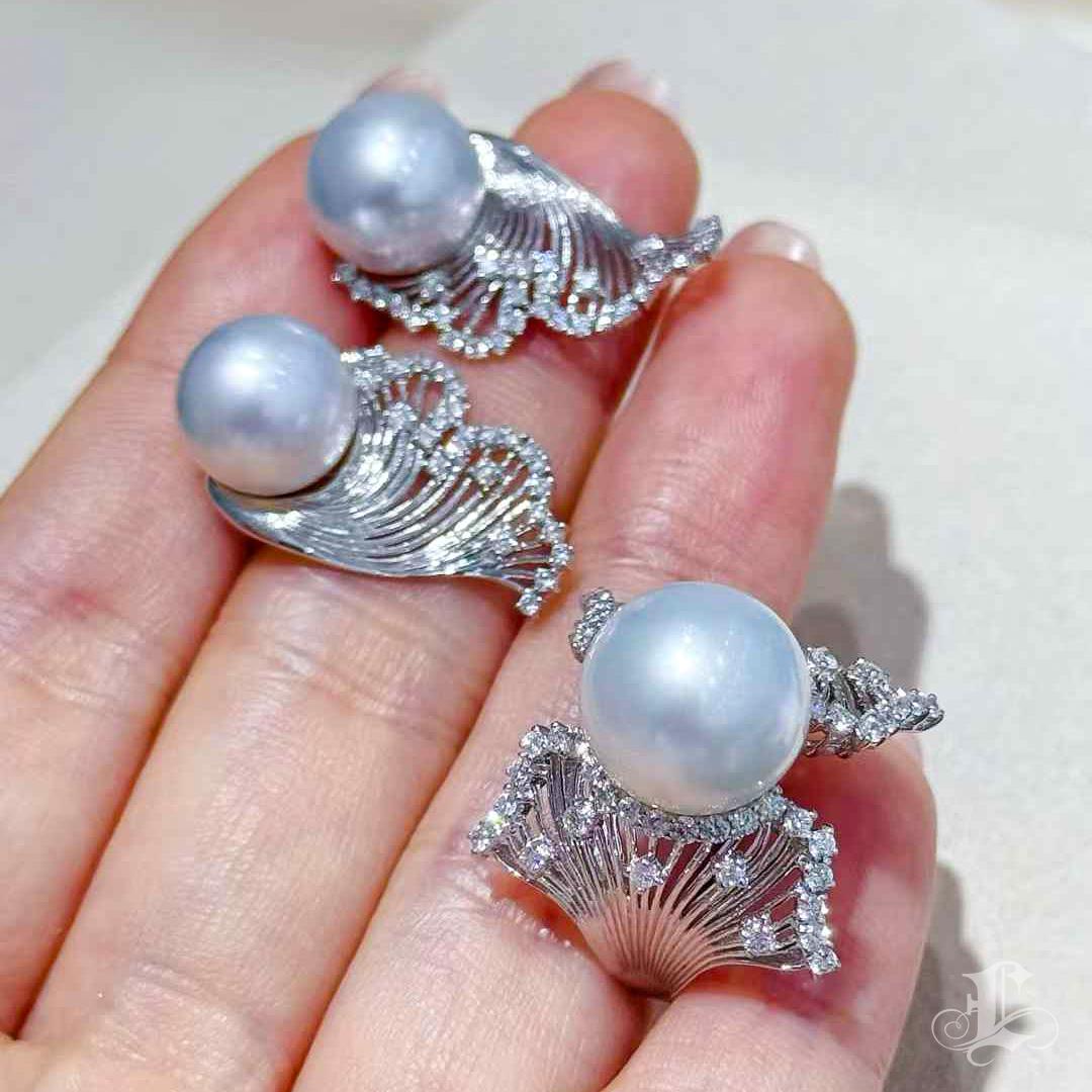 Crown Radiance】Phoenix Feder Südsee Perle & Diamant Ohrringe & Ring Set im Angebot 4
