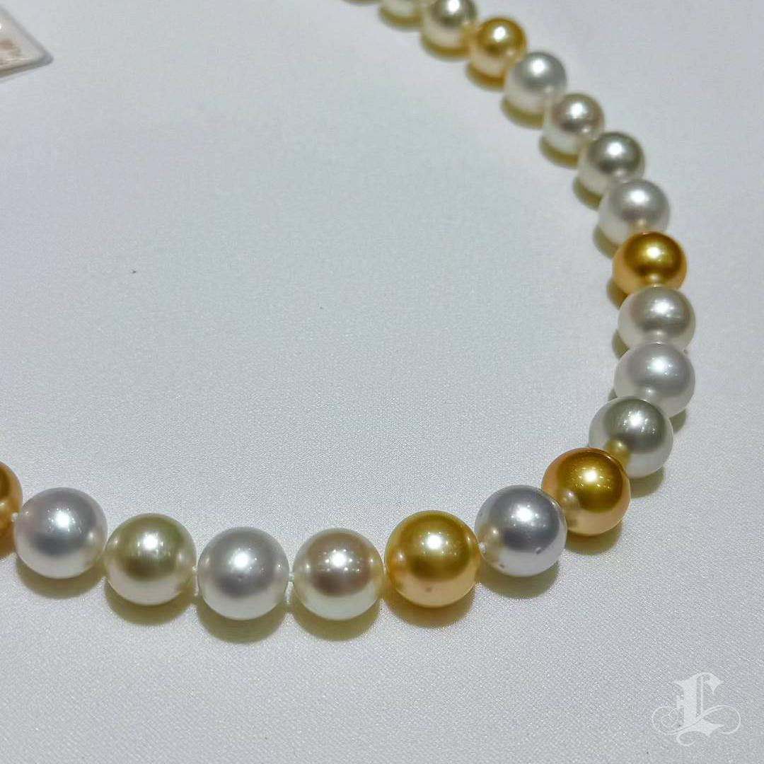 【Crown Radiance】PSL Collier de perles des mers du sud certifiées Aurora en blanc et doré en vente 3