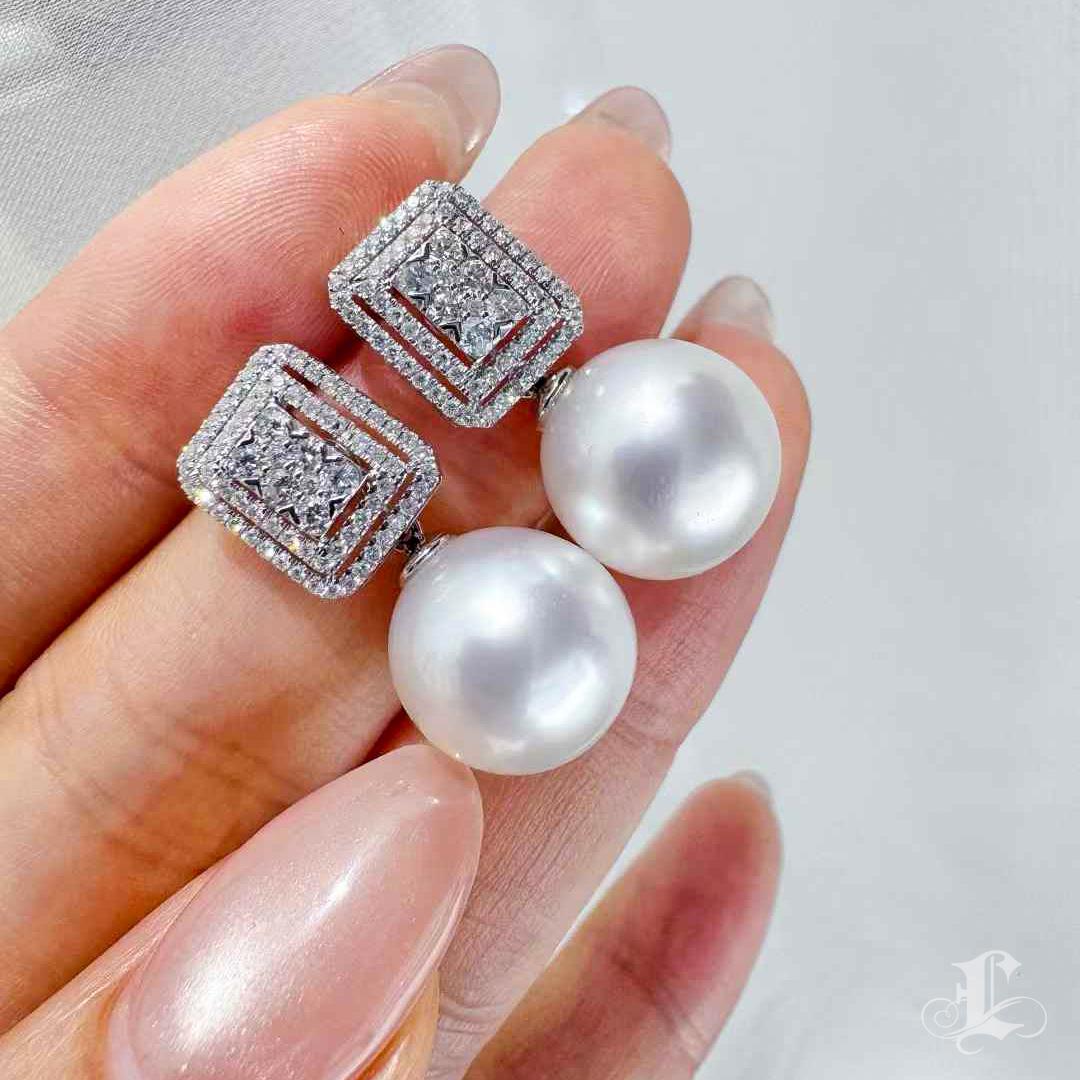 【Crown Radiance】PSL Certified Convertible South Sea Pearl & Diamond Earrings For Sale 5
