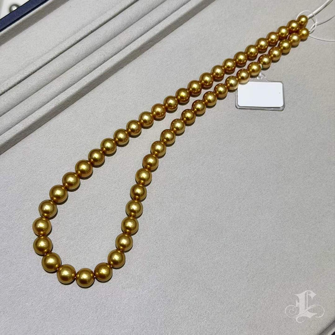 Corona Radiosa】 Collana di perle dorate dei mari del sud certificate Imperial Glow in vendita 3