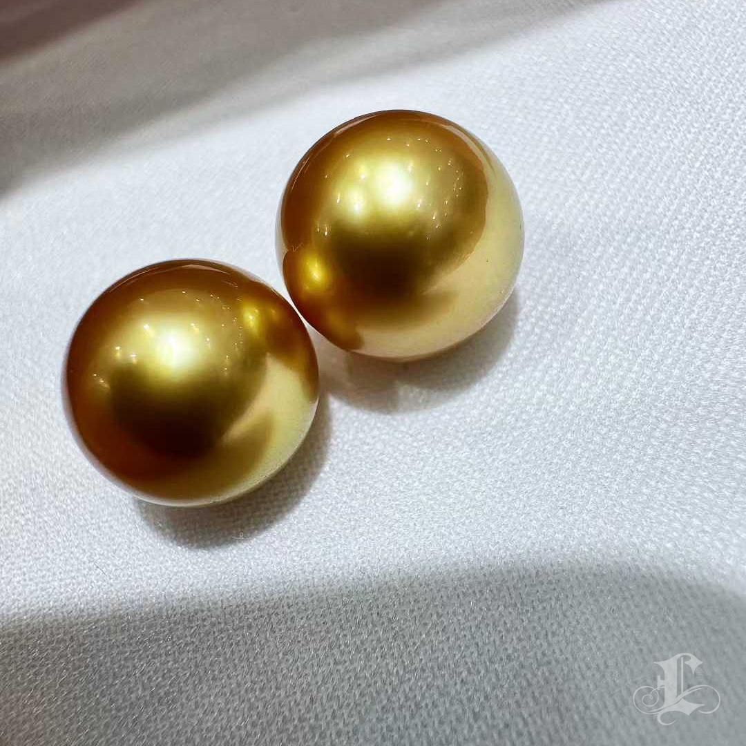 Donna Corona Radiosa】PSL Certificato Oro Supremo 10,4 mm Perla dei Mari del Sud Coppia in vendita