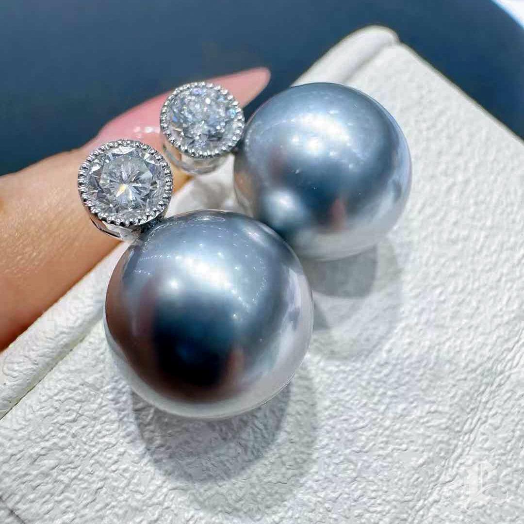 【Crown Radiance】PSL Certified Tahitian Pearl & CGL Diamond Earrings in vendita 2