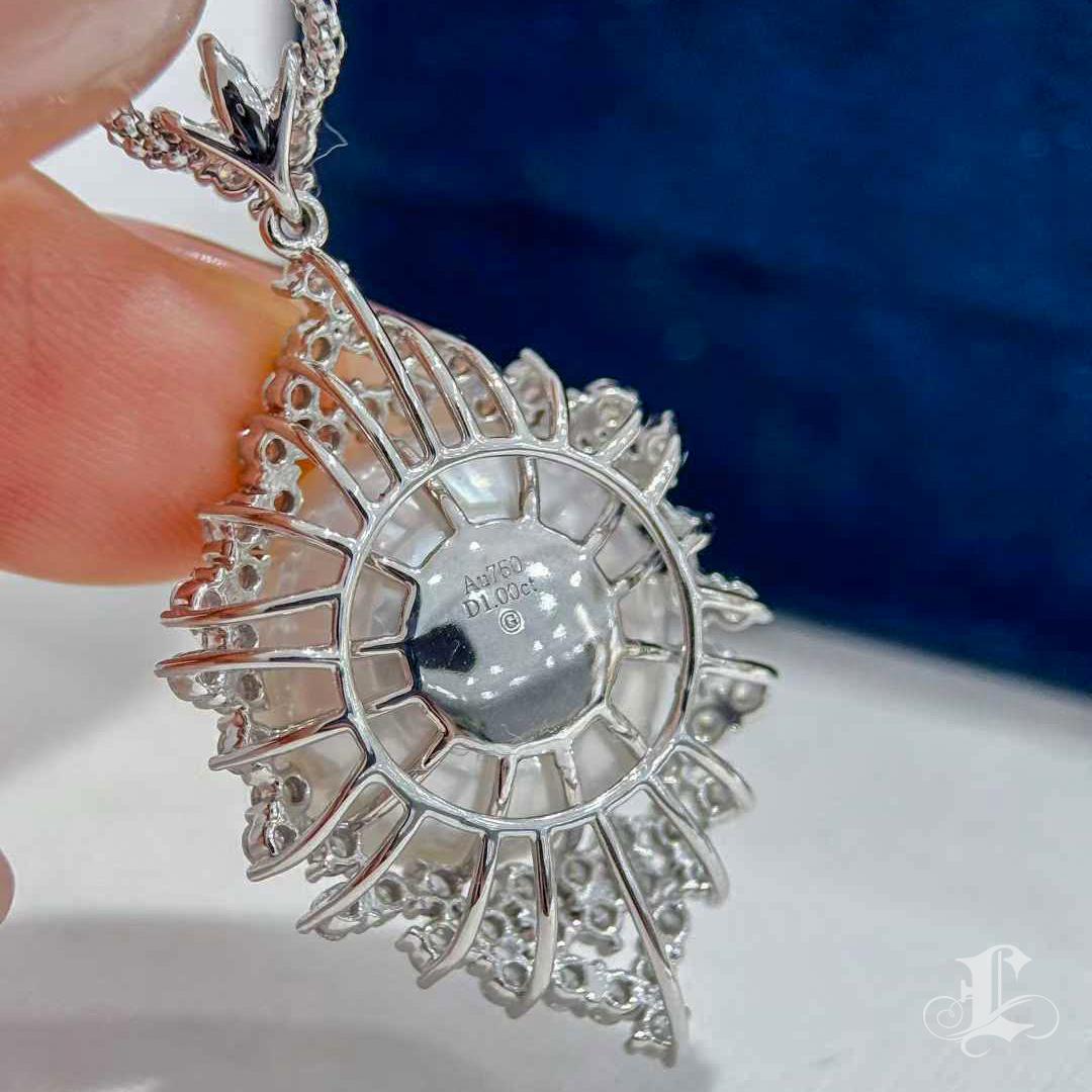 【Corona Resplandor】PSL Fénix 14.9mm Collar de Perlas del Mar del Sur y Colgante de Diamantes en venta 5