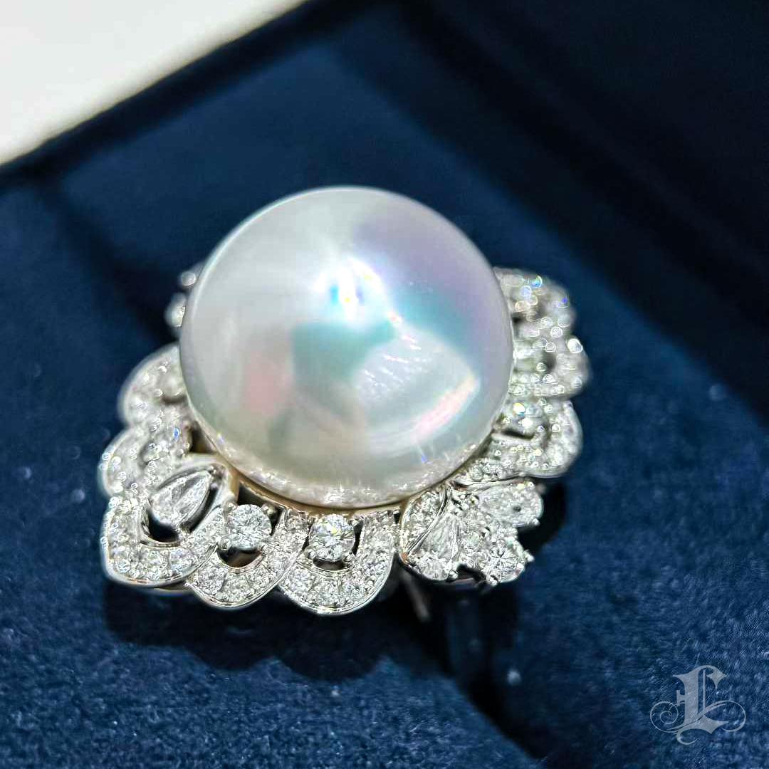 Anello con perle dei mari del sud e diamanti Phoenix Aurora 15,2 mm in vendita 1